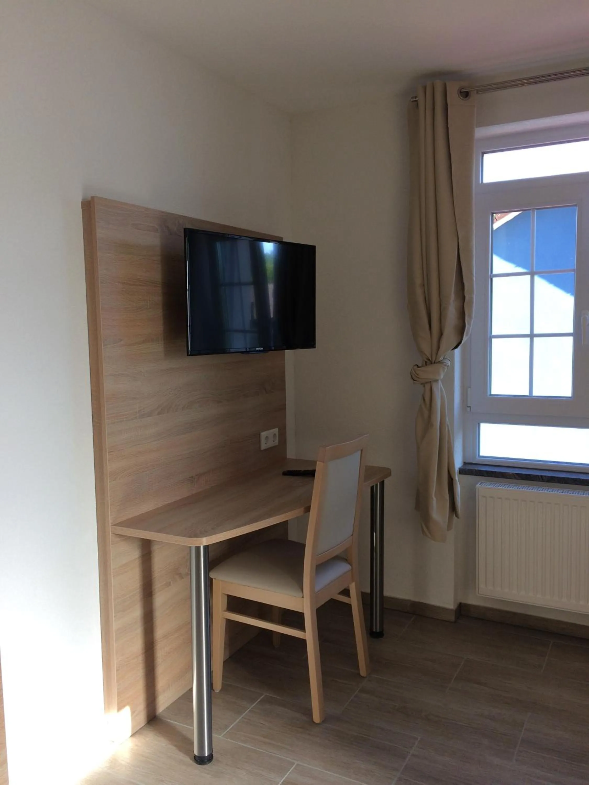 TV and multimedia in Hotel Mezzero