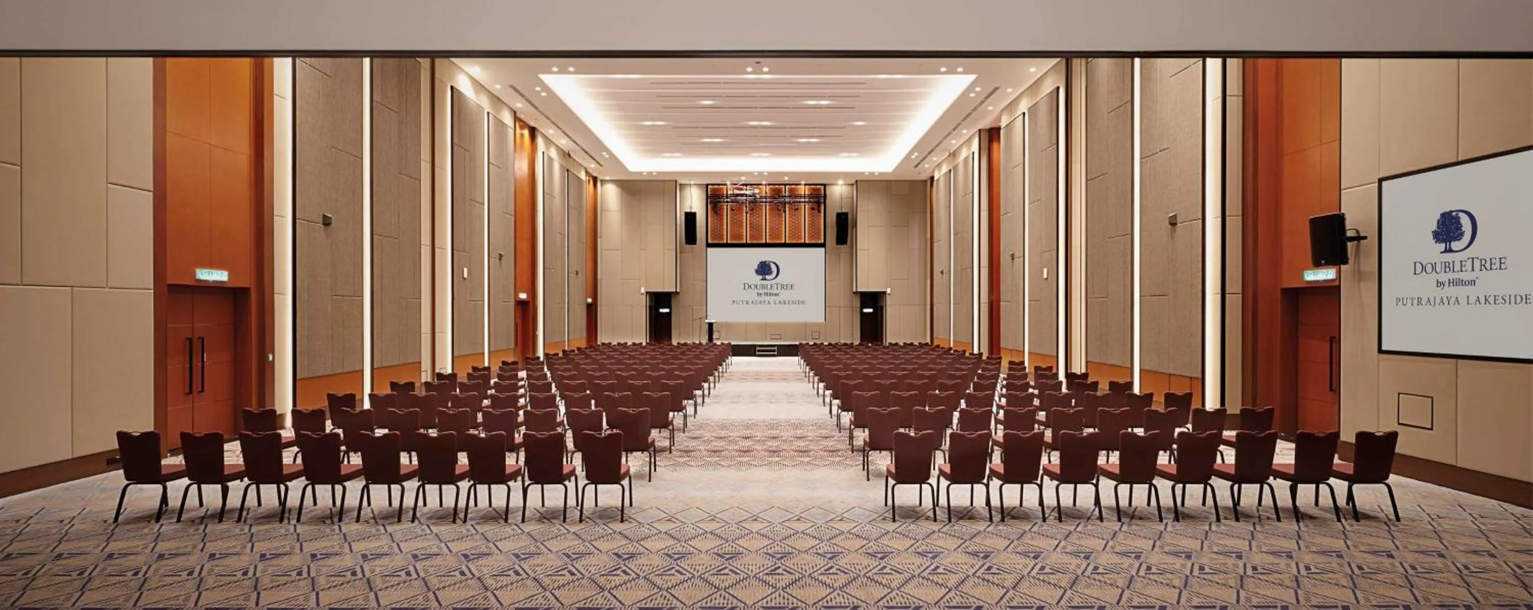 Meeting/conference room in DoubleTree by Hilton Putrajaya Lakeside