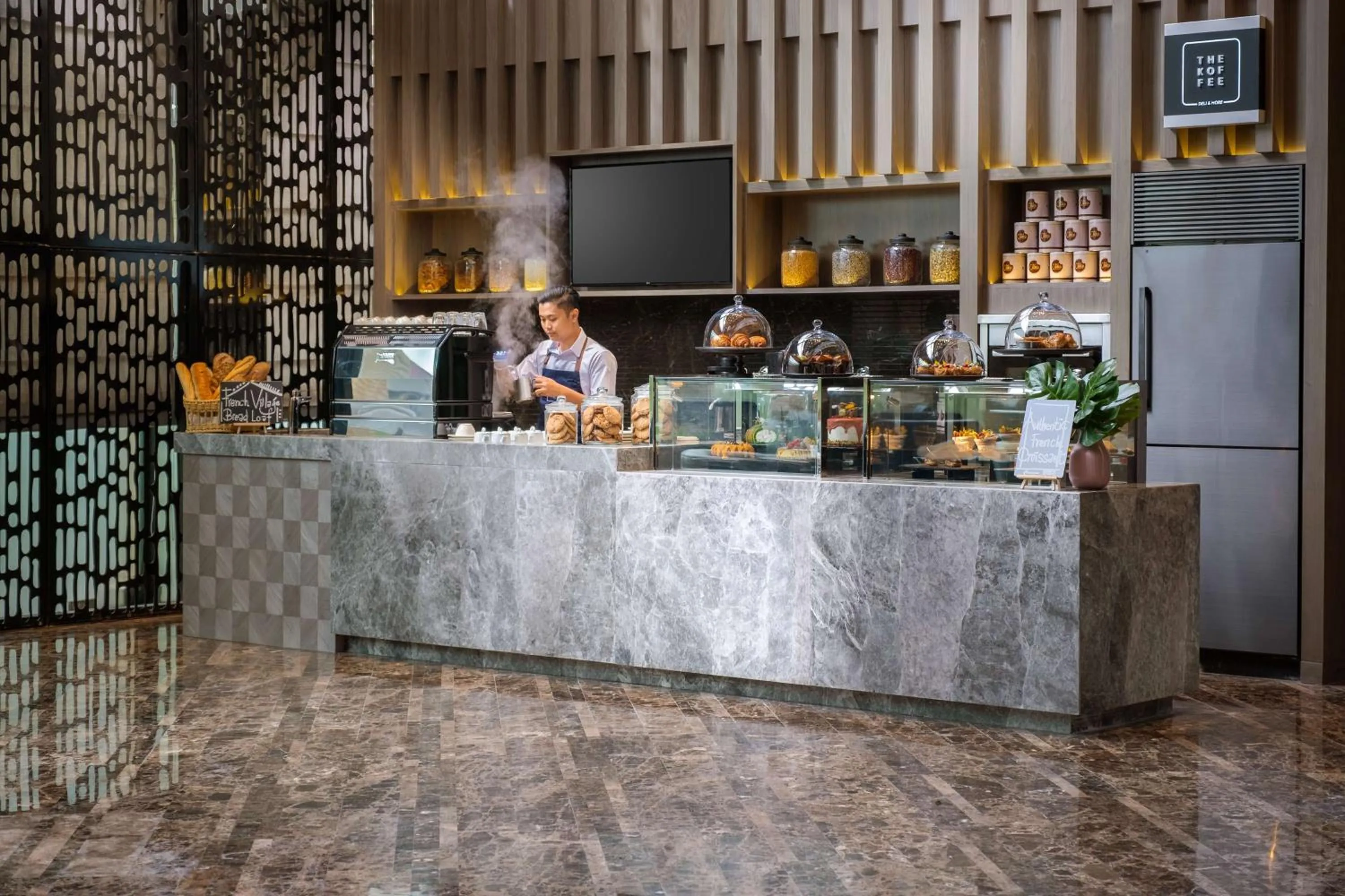 Restaurant/places to eat in DoubleTree by Hilton Putrajaya Lakeside