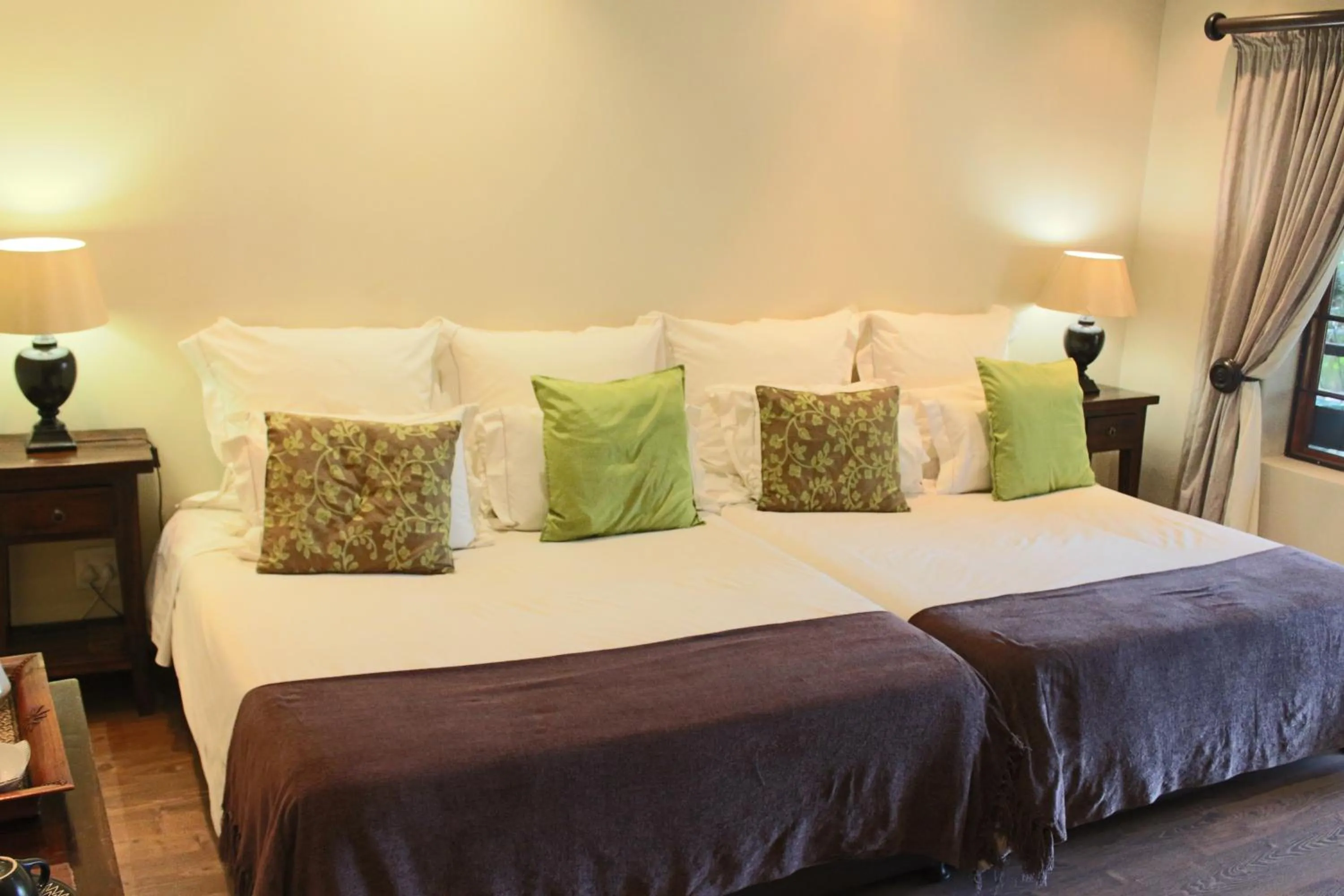 Bed in Tuskers Bush Lodge B&B