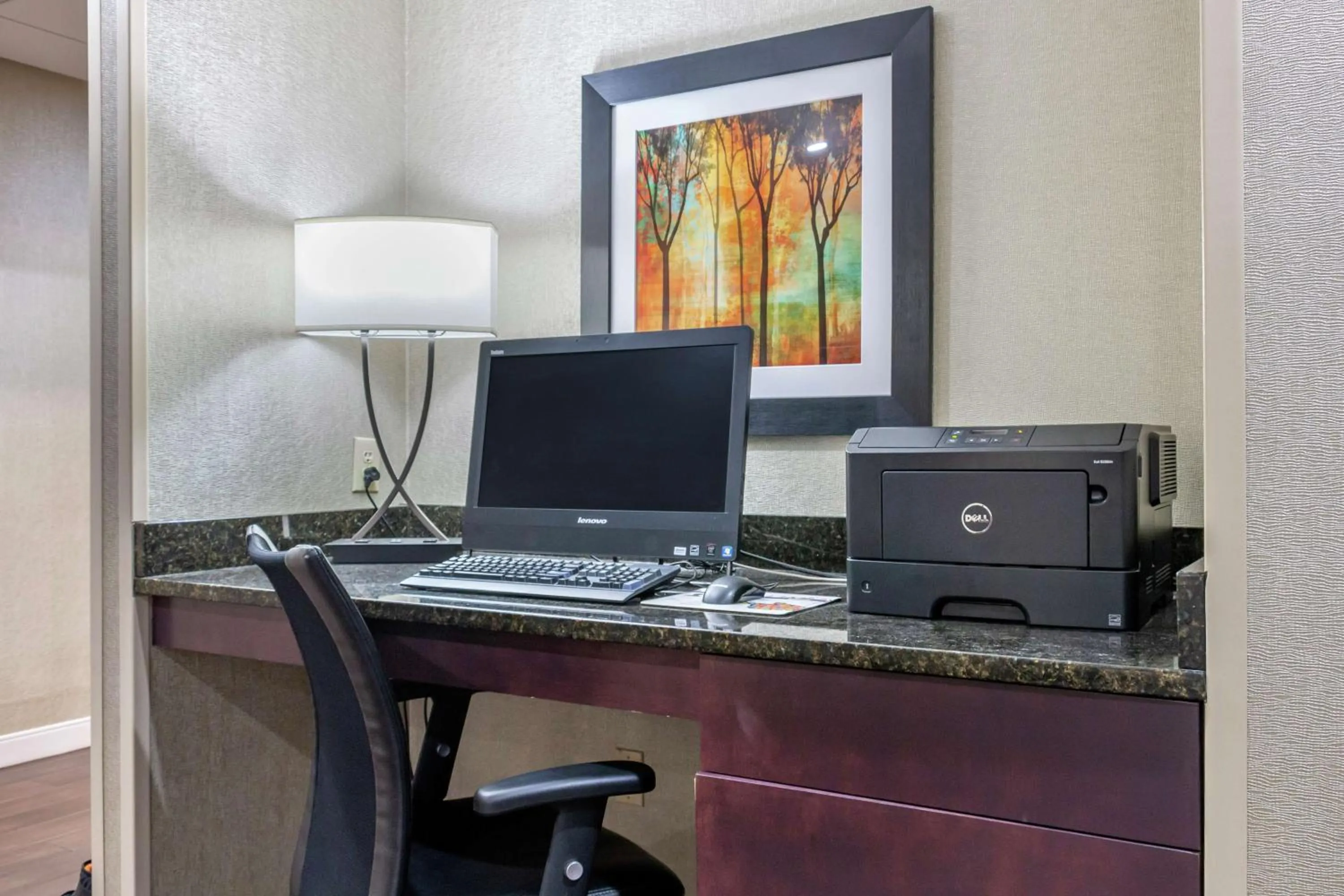 Business facilities in Hampton Inn Adel
