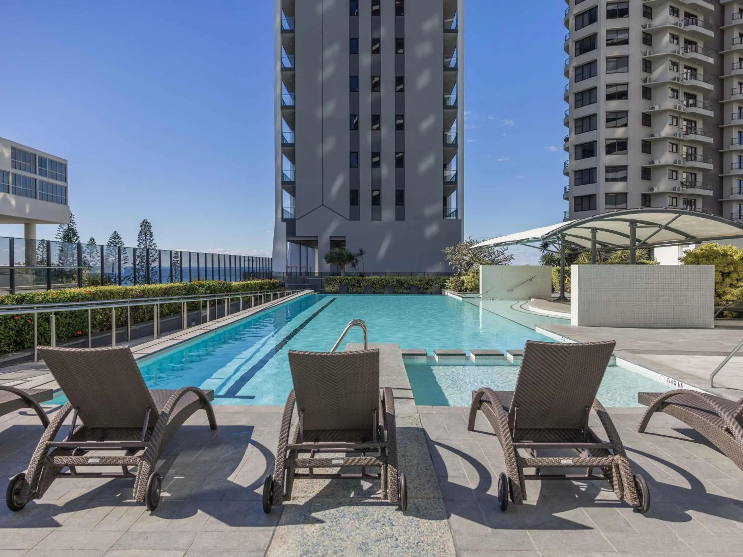 Property building in Peppers Broadbeach Property building in Peppers Broadbeach