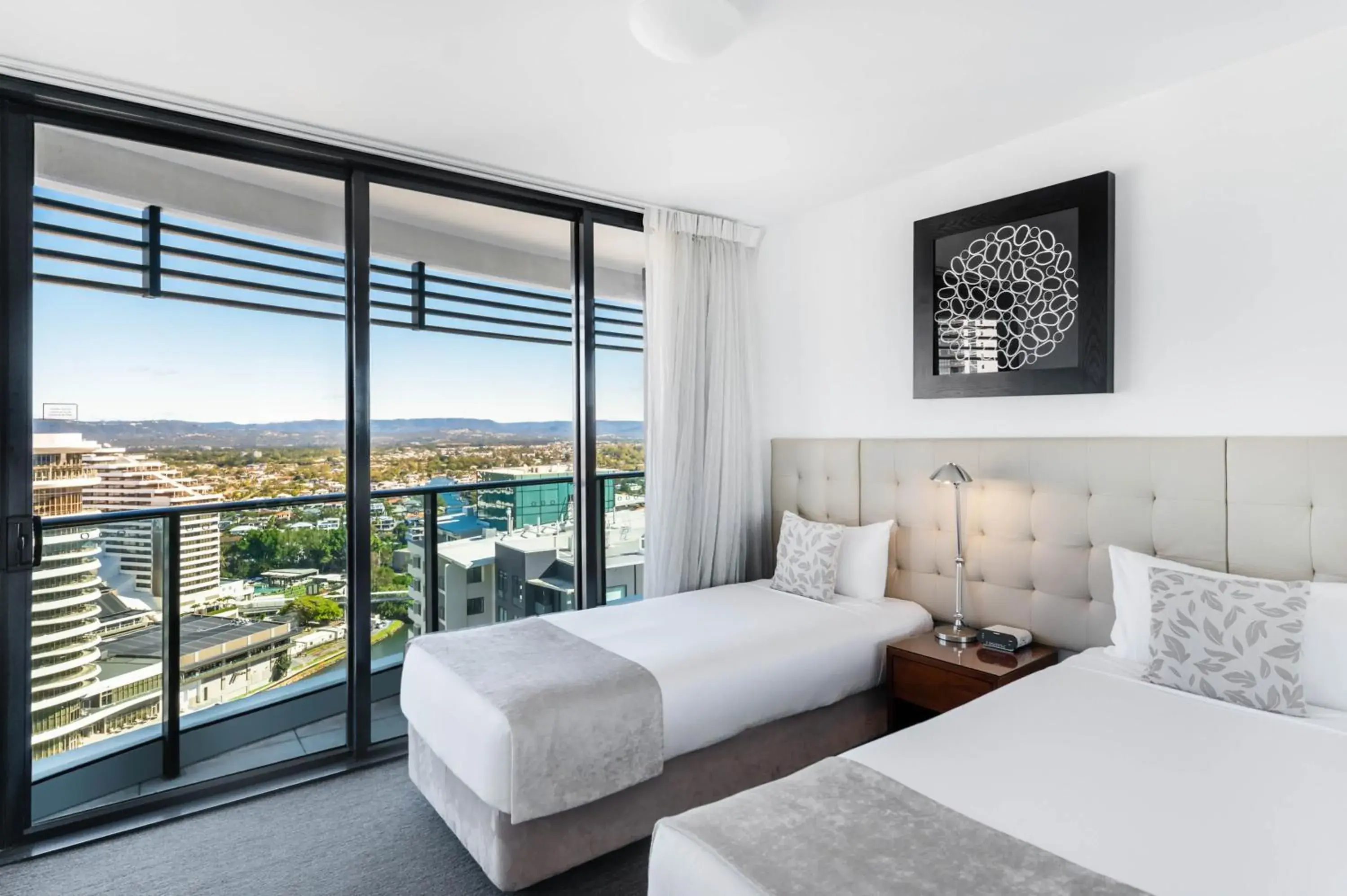 Premium Two-Bedroom Apartment with Ocean View - Weekly Housekeeping in Peppers Broadbeach Premium Two-Bedroom Apartment with Ocean View - Weekly Housekeeping in Peppers Broadbeach