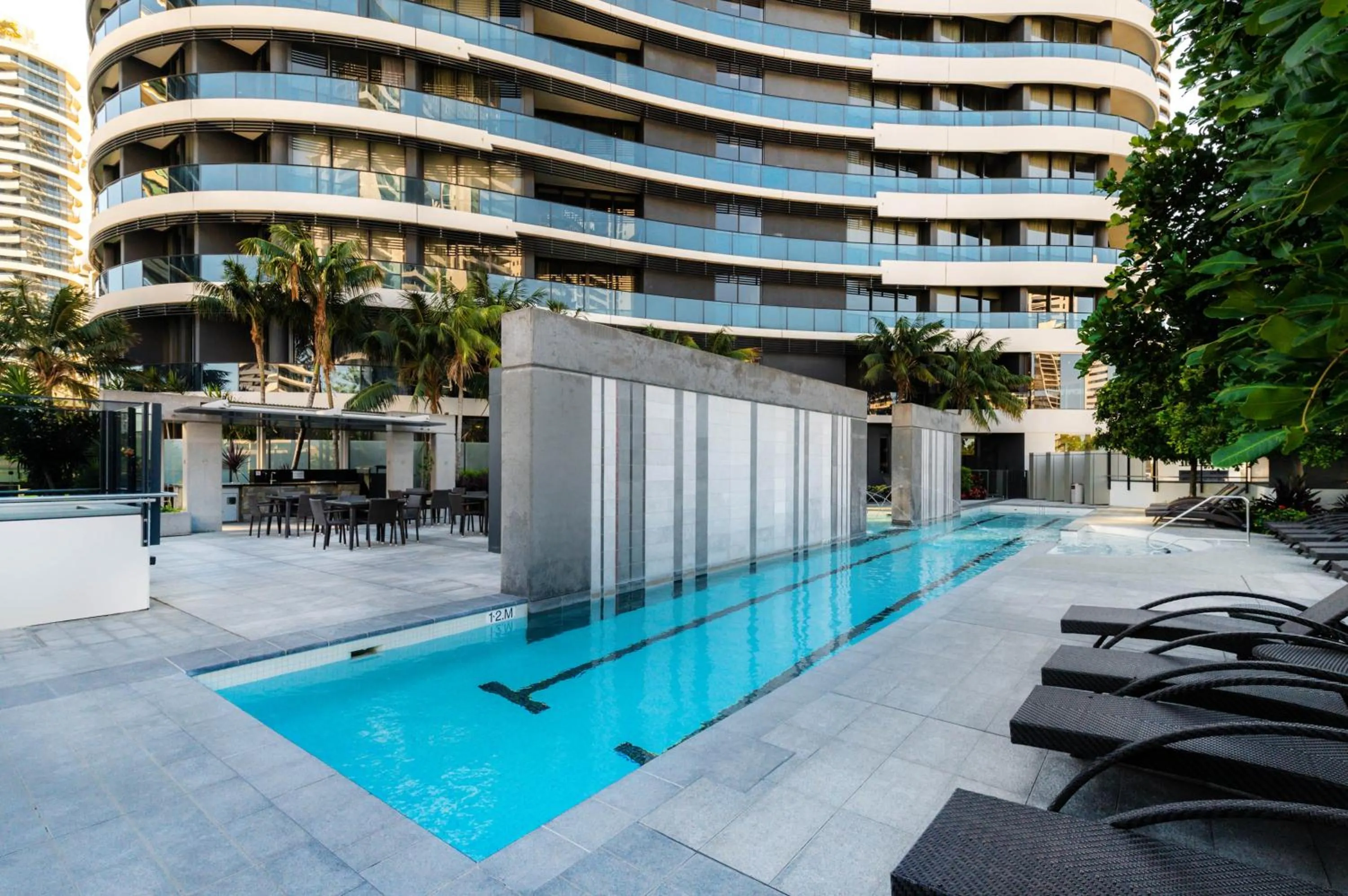 Property building in Peppers Broadbeach