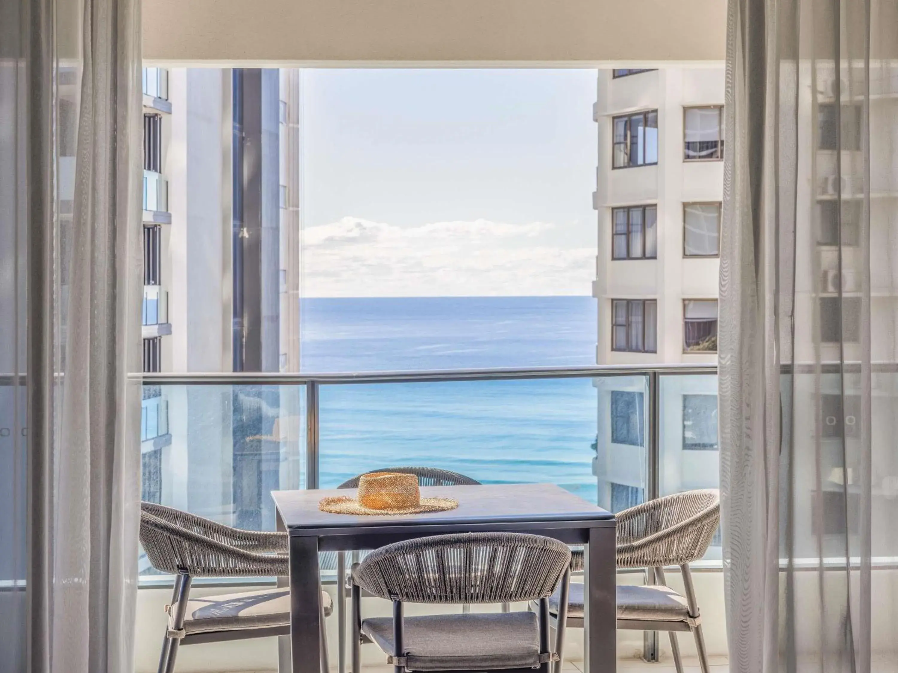 Bedroom in Peppers Broadbeach Bedroom in Peppers Broadbeach