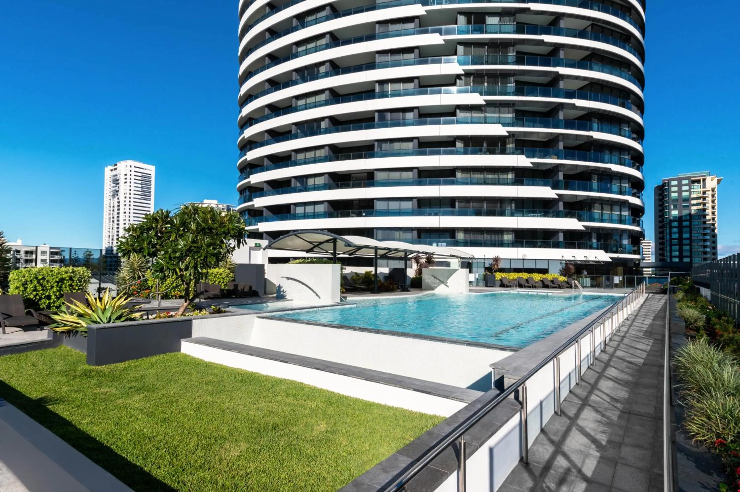 Property building in Peppers Broadbeach