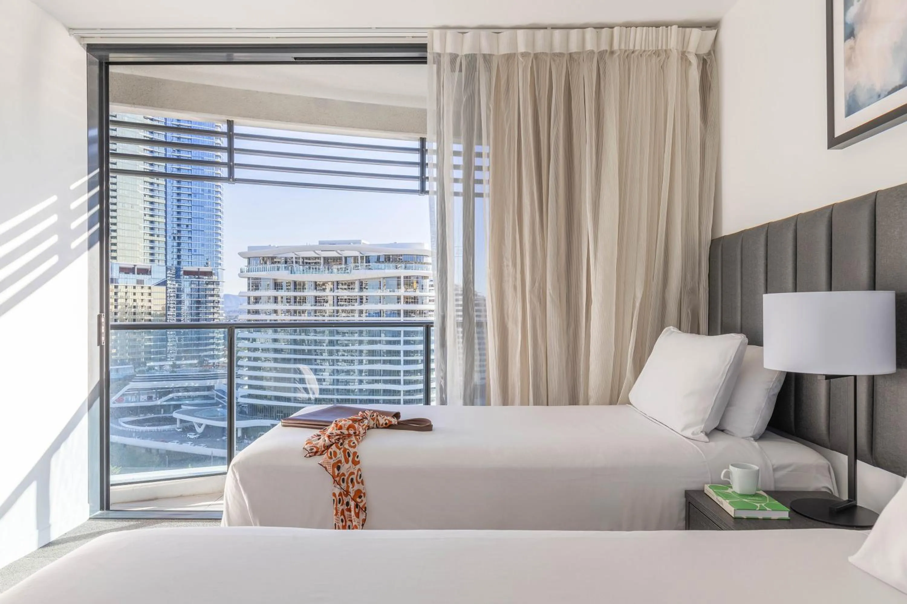 Bedroom, Bed in Peppers Broadbeach