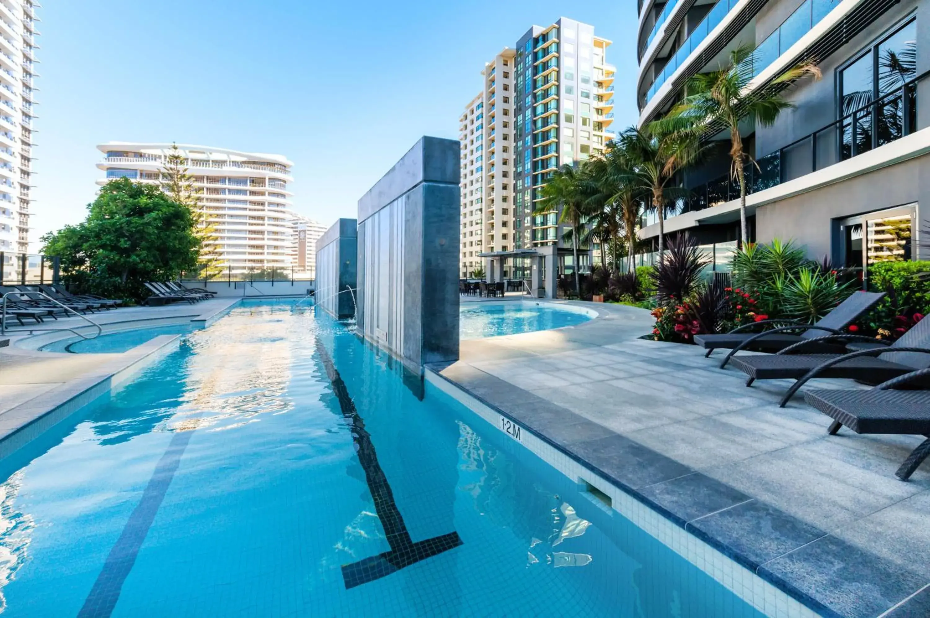 Swimming pool in Peppers Broadbeach Swimming pool in Peppers Broadbeach