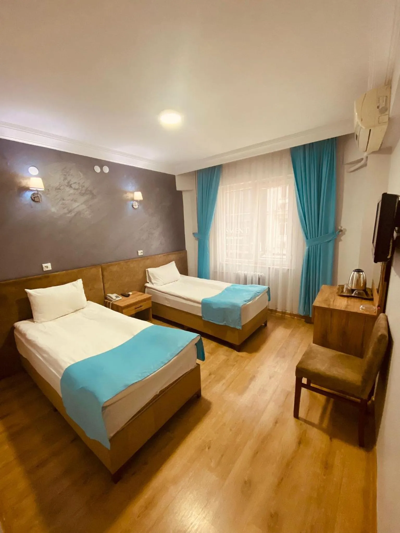 Photo of the whole room, Bed in Malkoç Hotel