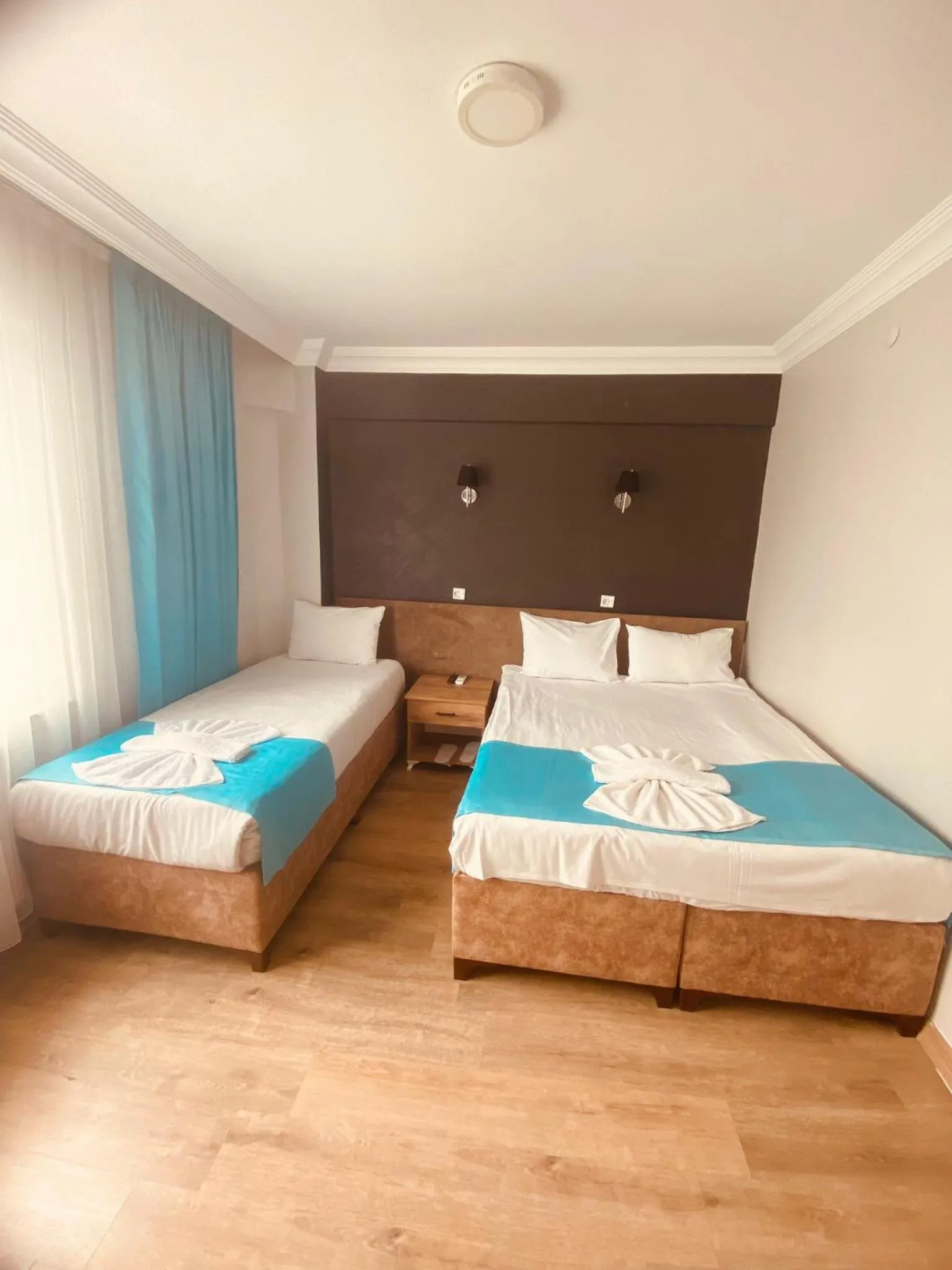 Photo of the whole room, Bed in Malkoç Hotel