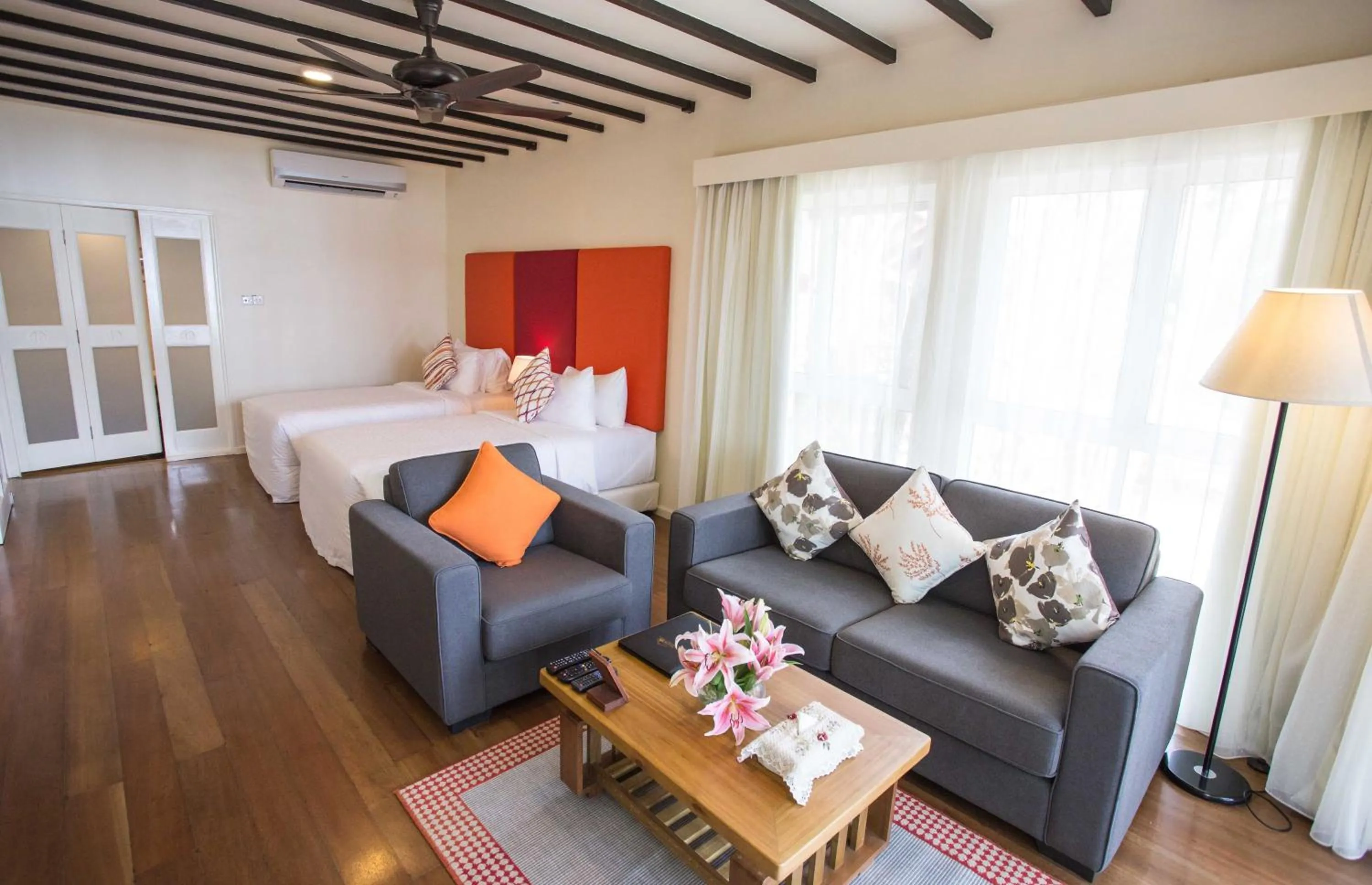 Bed in Sutera Sanctuary Lodges At Manukan Island