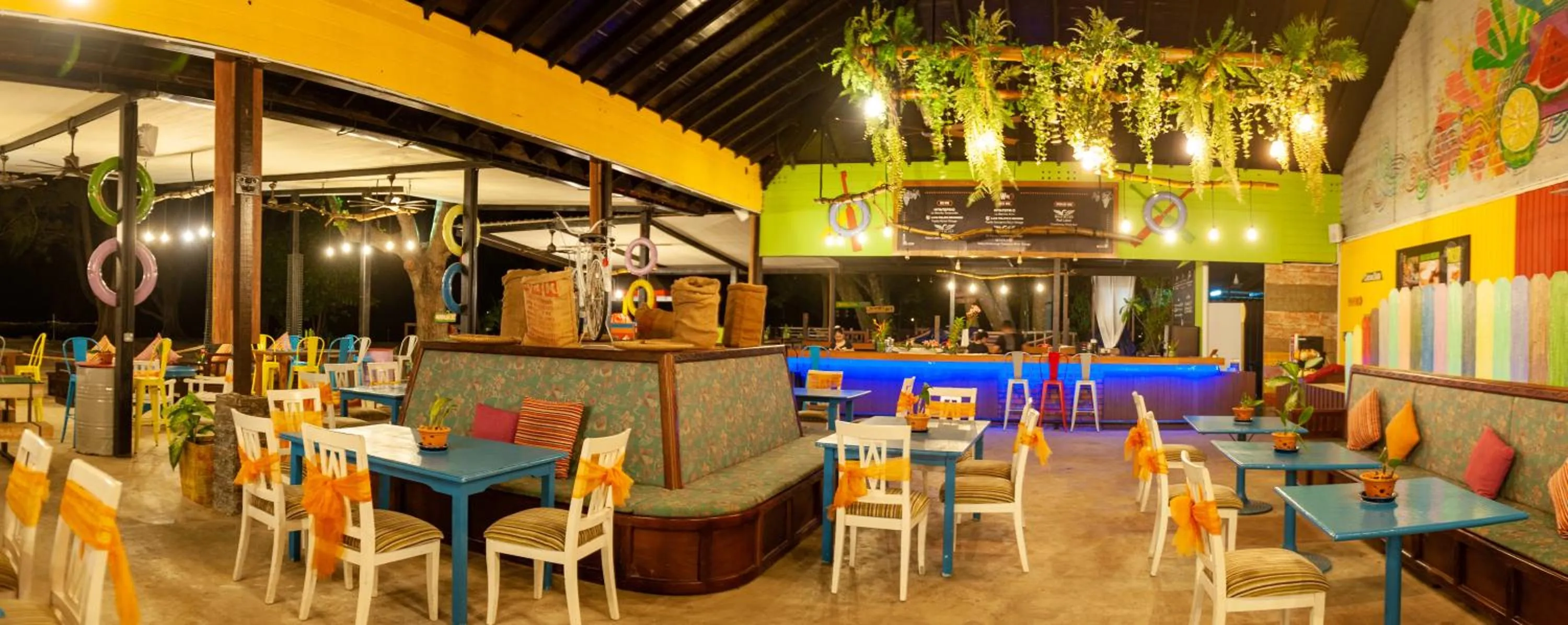 Restaurant/places to eat in Sutera Sanctuary Lodges At Manukan Island