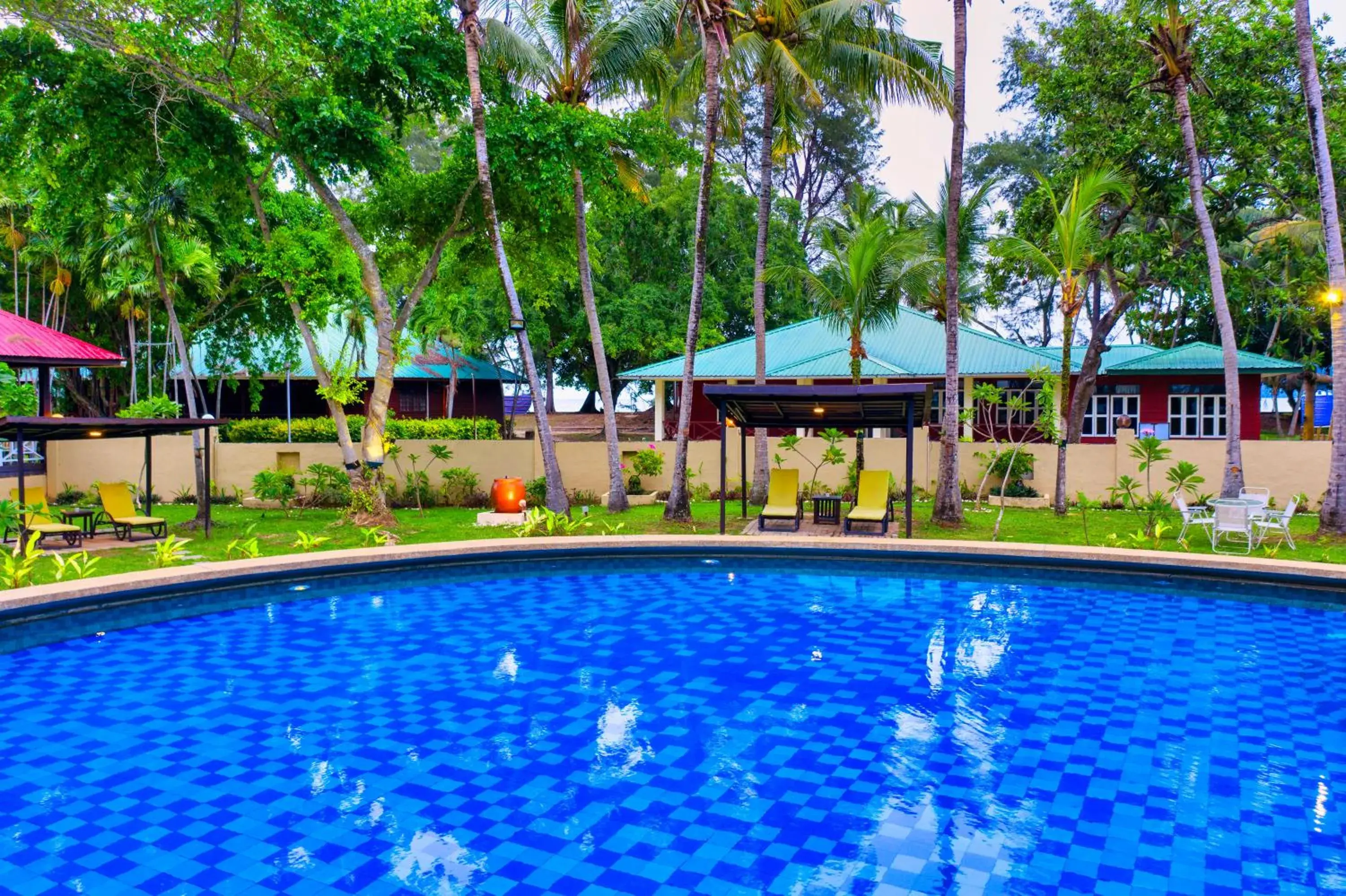 Swimming Pool in Sutera Sanctuary Lodges at Manukan Island