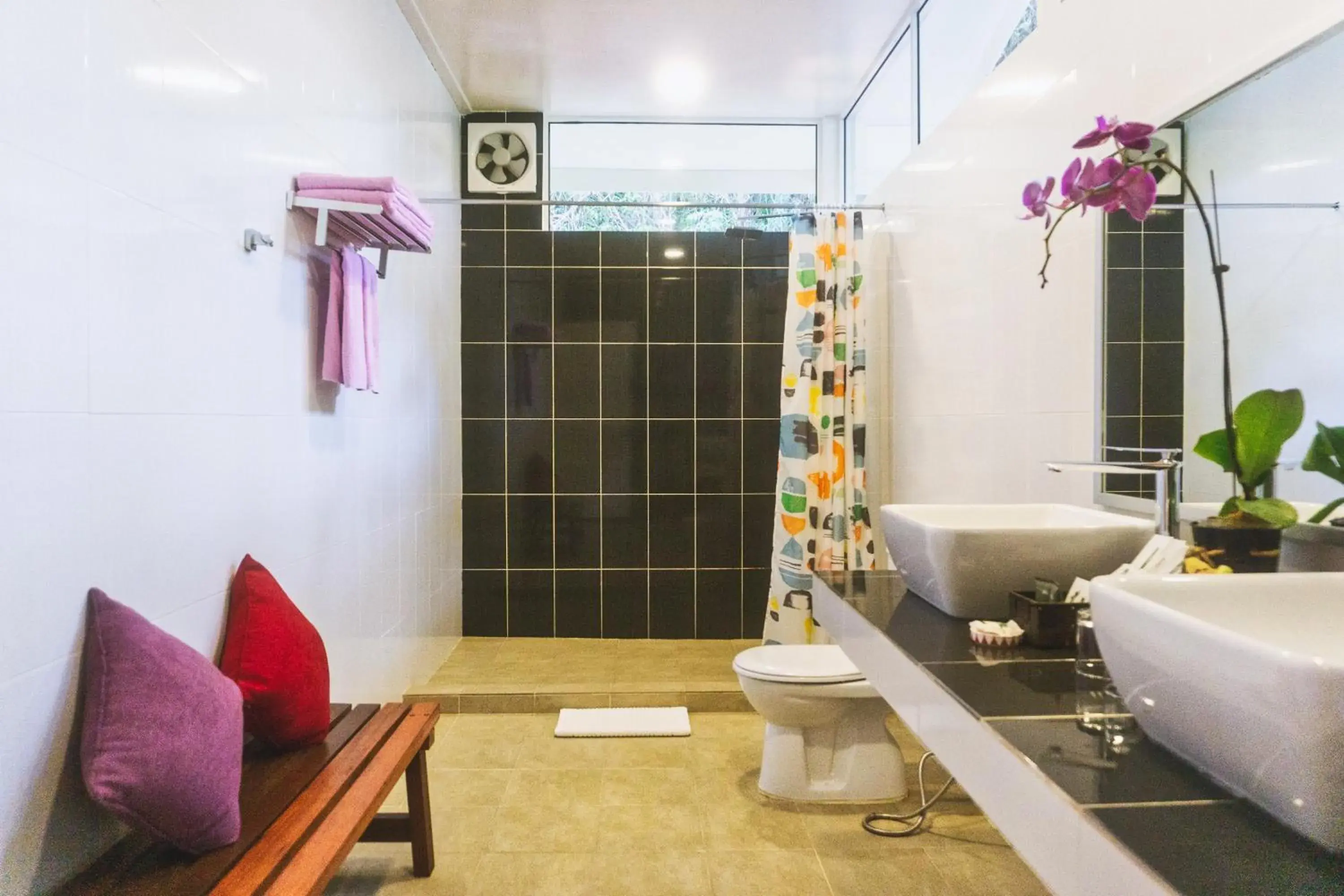 Shower, Bathroom in Sutera Sanctuary Lodges at Manukan Island