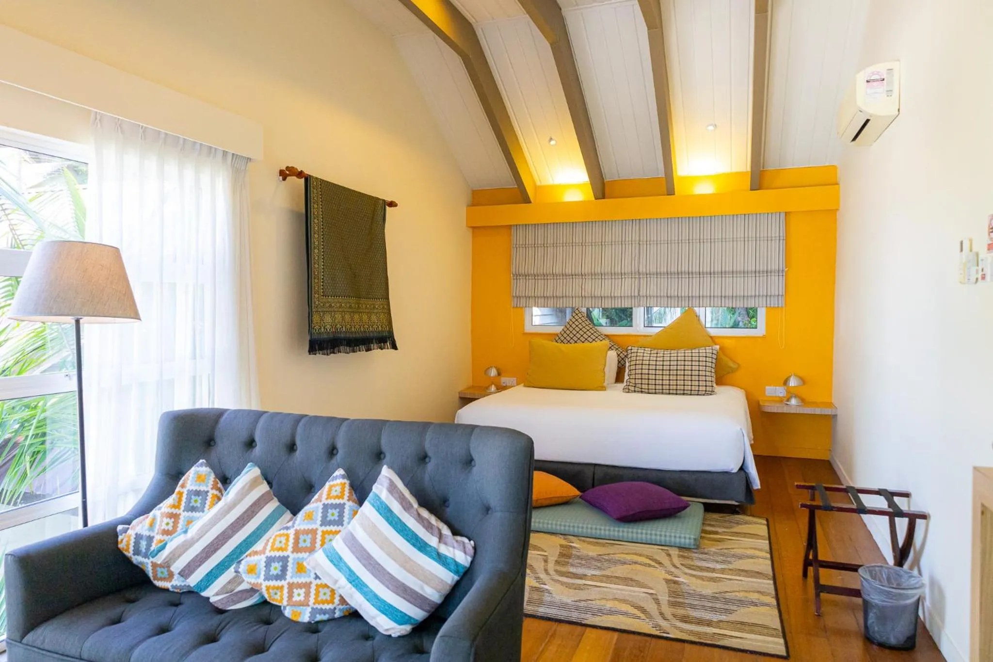 Bed in Sutera Sanctuary Lodges At Manukan Island