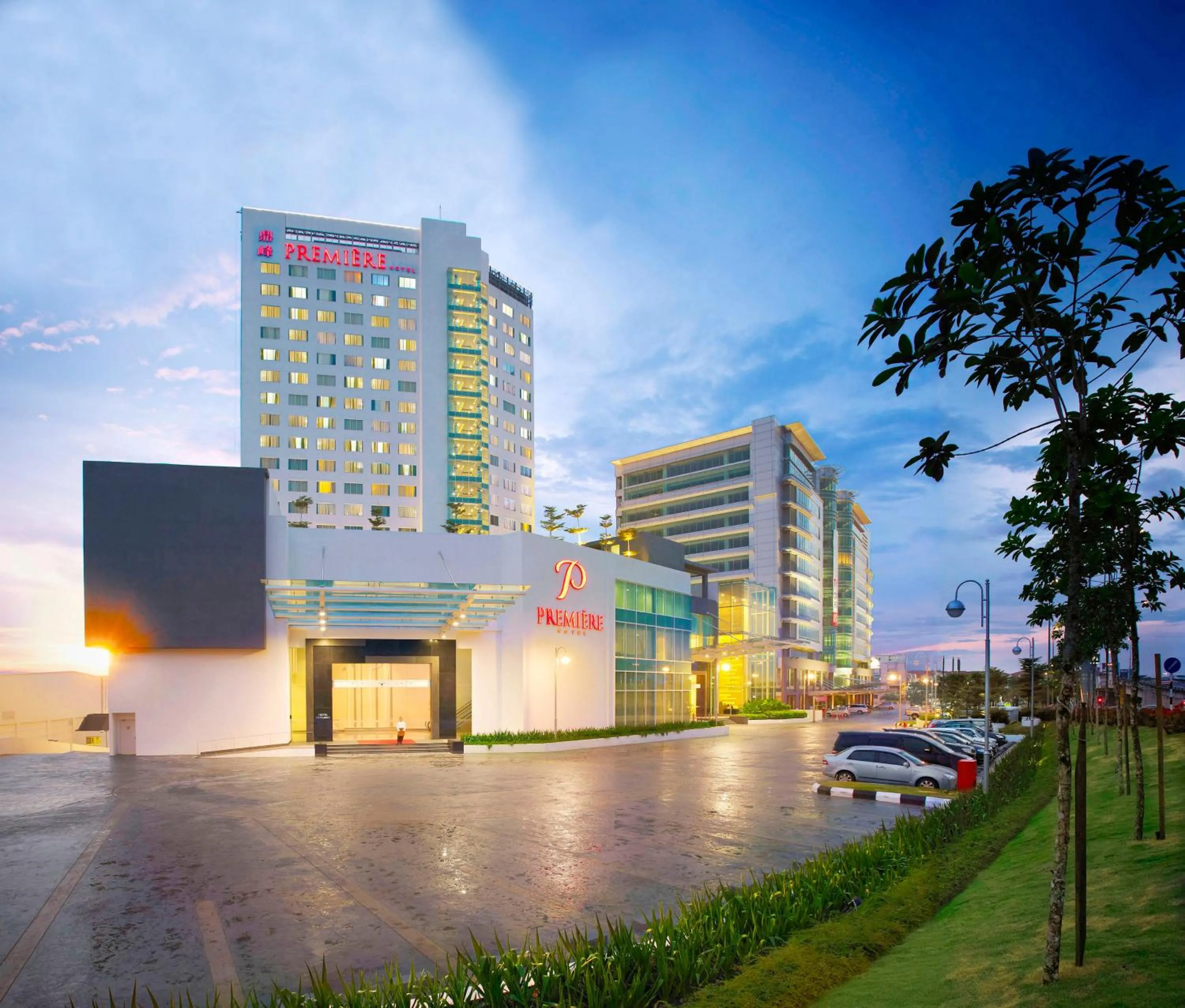 Property building in Premiere Hotel - Complimentary Shuttle to Klang Wholesale Market