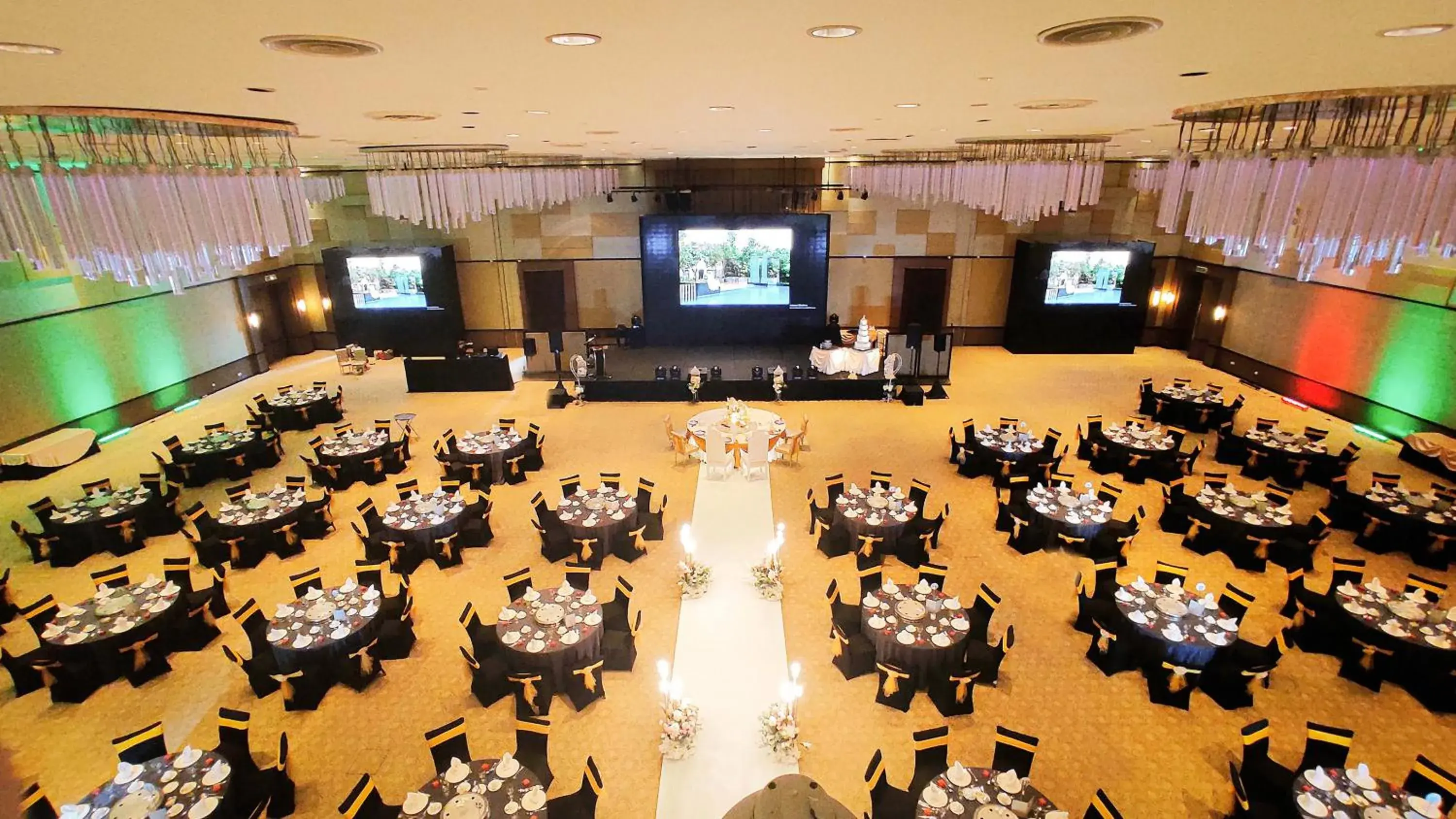Banquet/Function facilities in Premiere Hotel