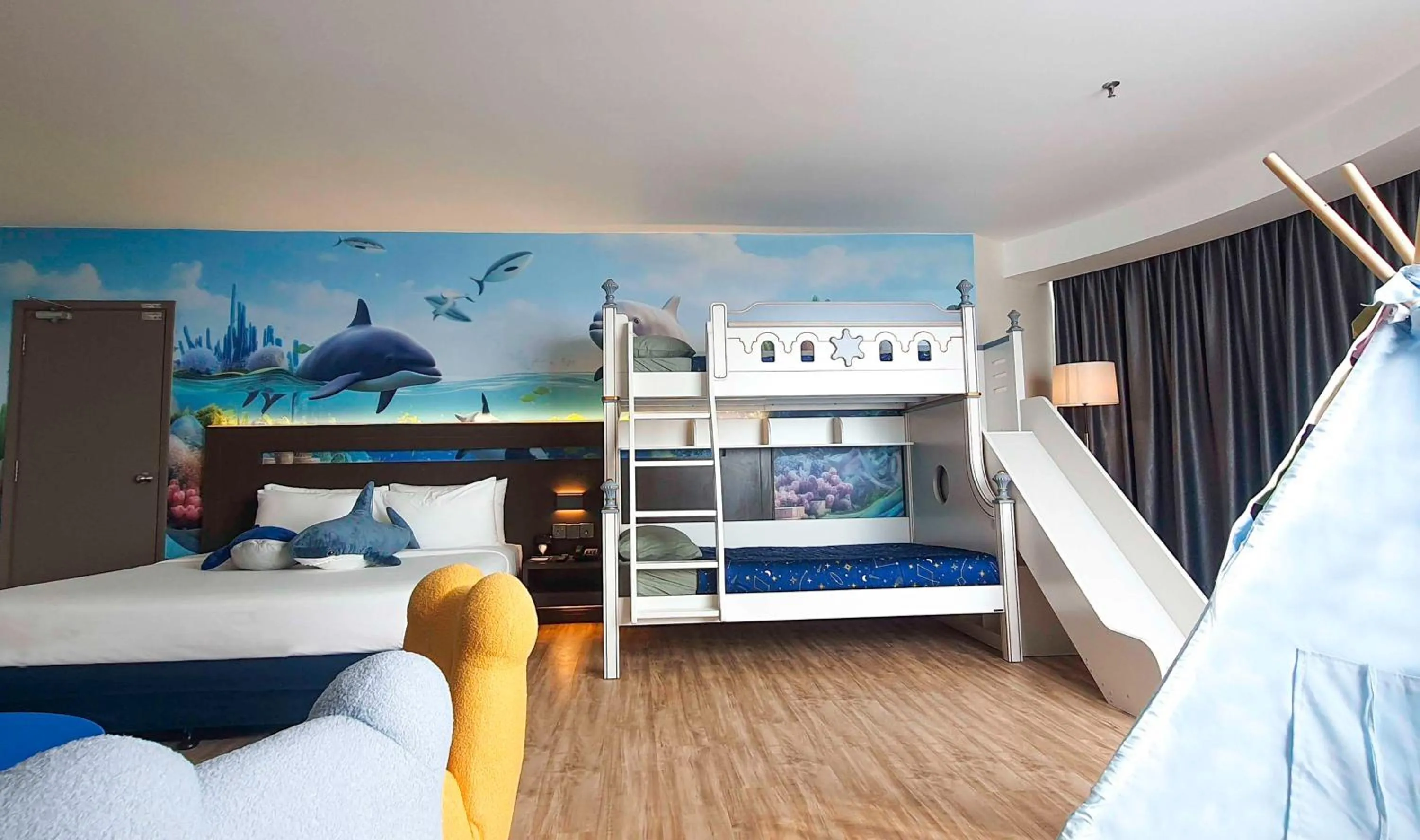 Bed in Premiere Hotel - Complimentary Shuttle to Klang Wholesale Market