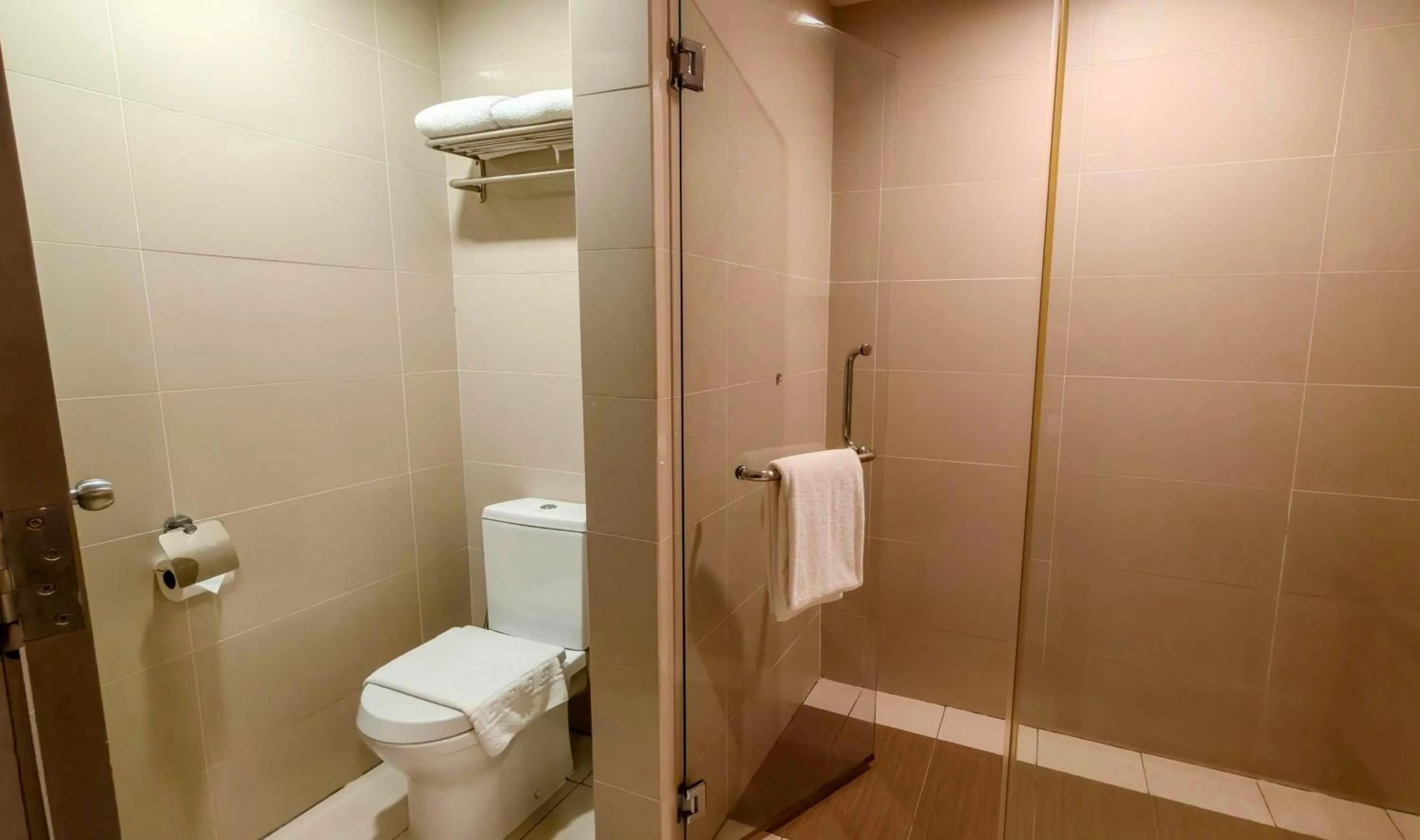 Premiere Hotel - Complimentary Shuttle to Klang Wholesale Market