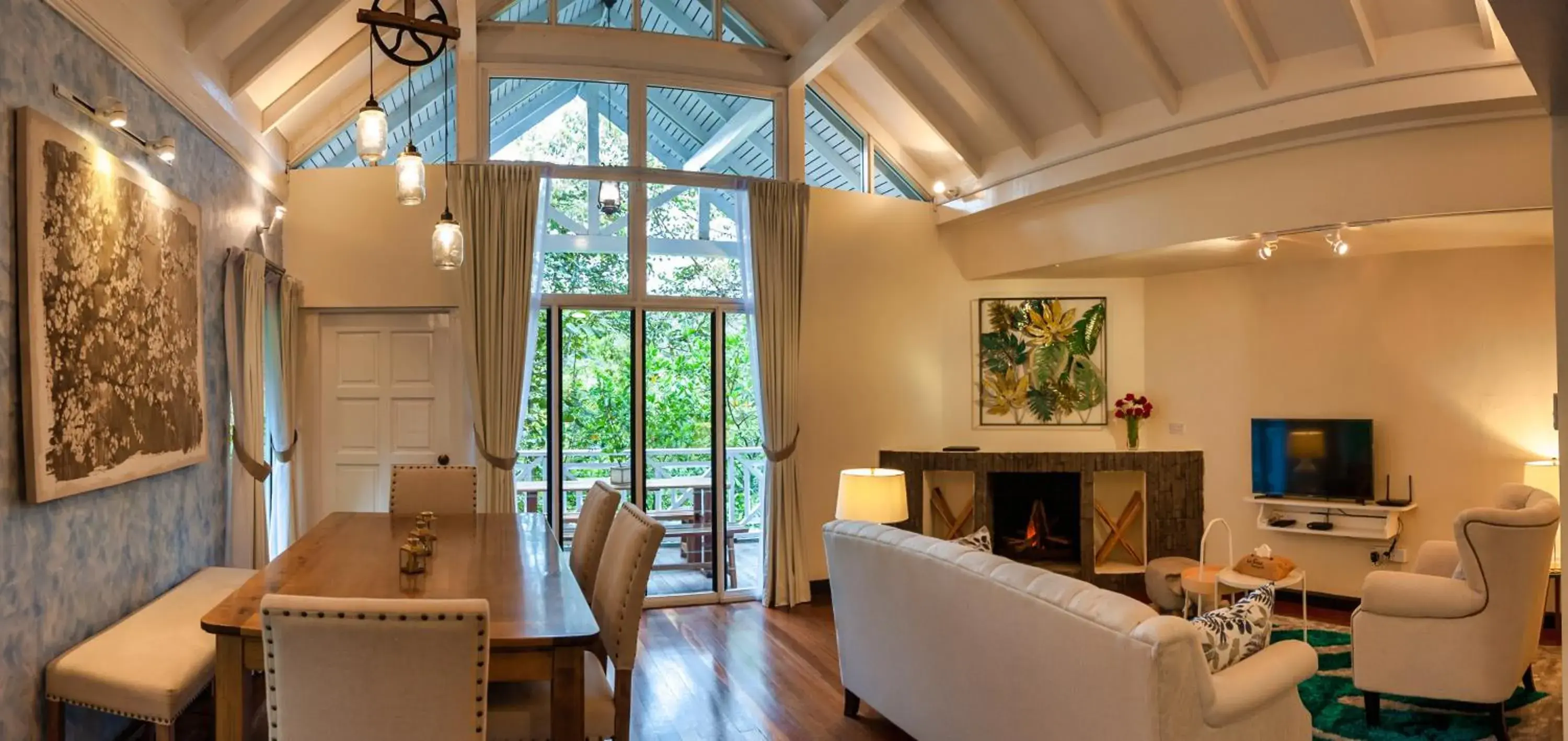 Living room in Sutera Sanctuary Lodges At Kinabalu Park Living room in Sutera Sanctuary Lodges At Kinabalu Park