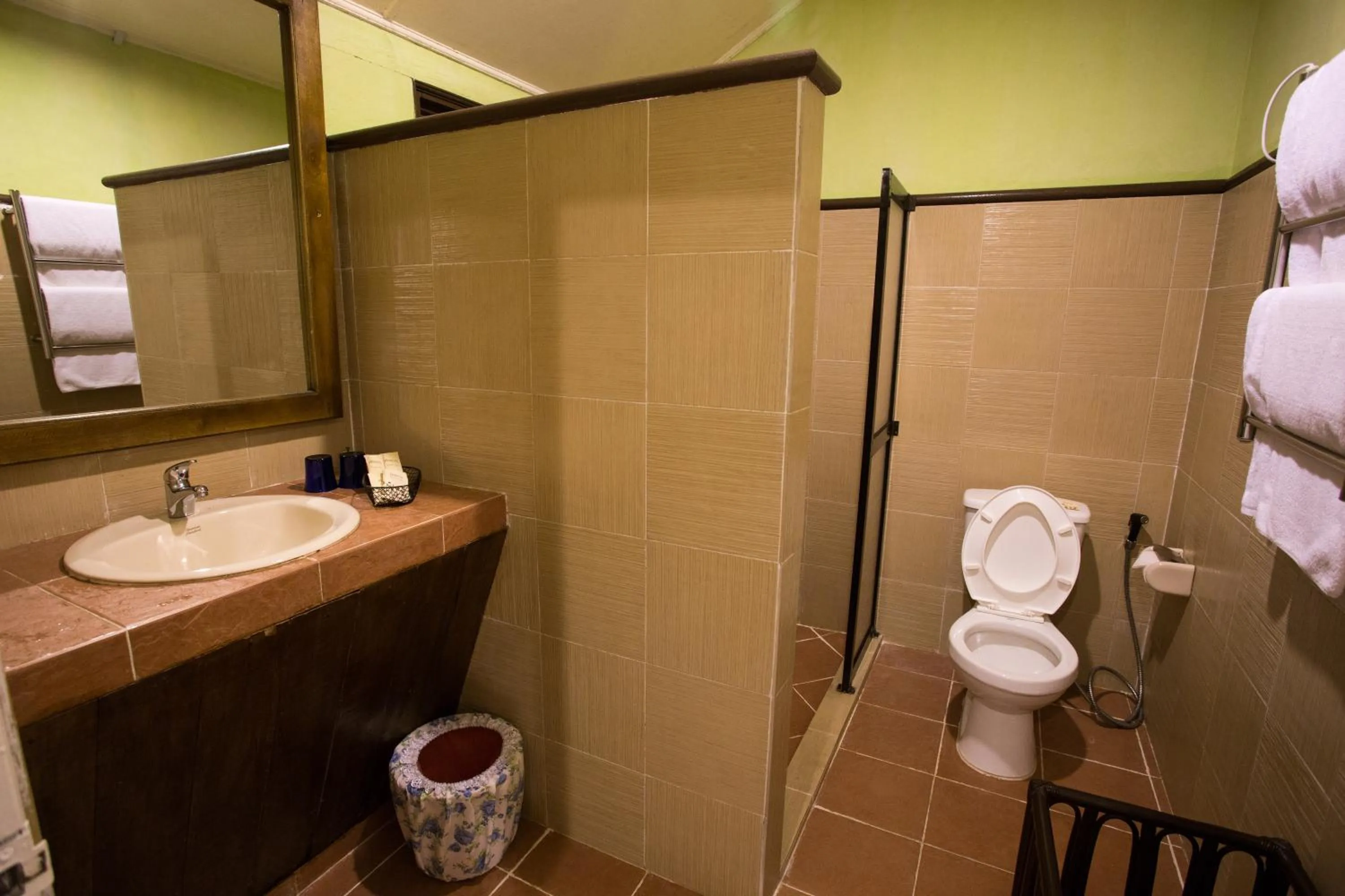 Bathroom in Sutera Sanctuary Lodges At Kinabalu Park