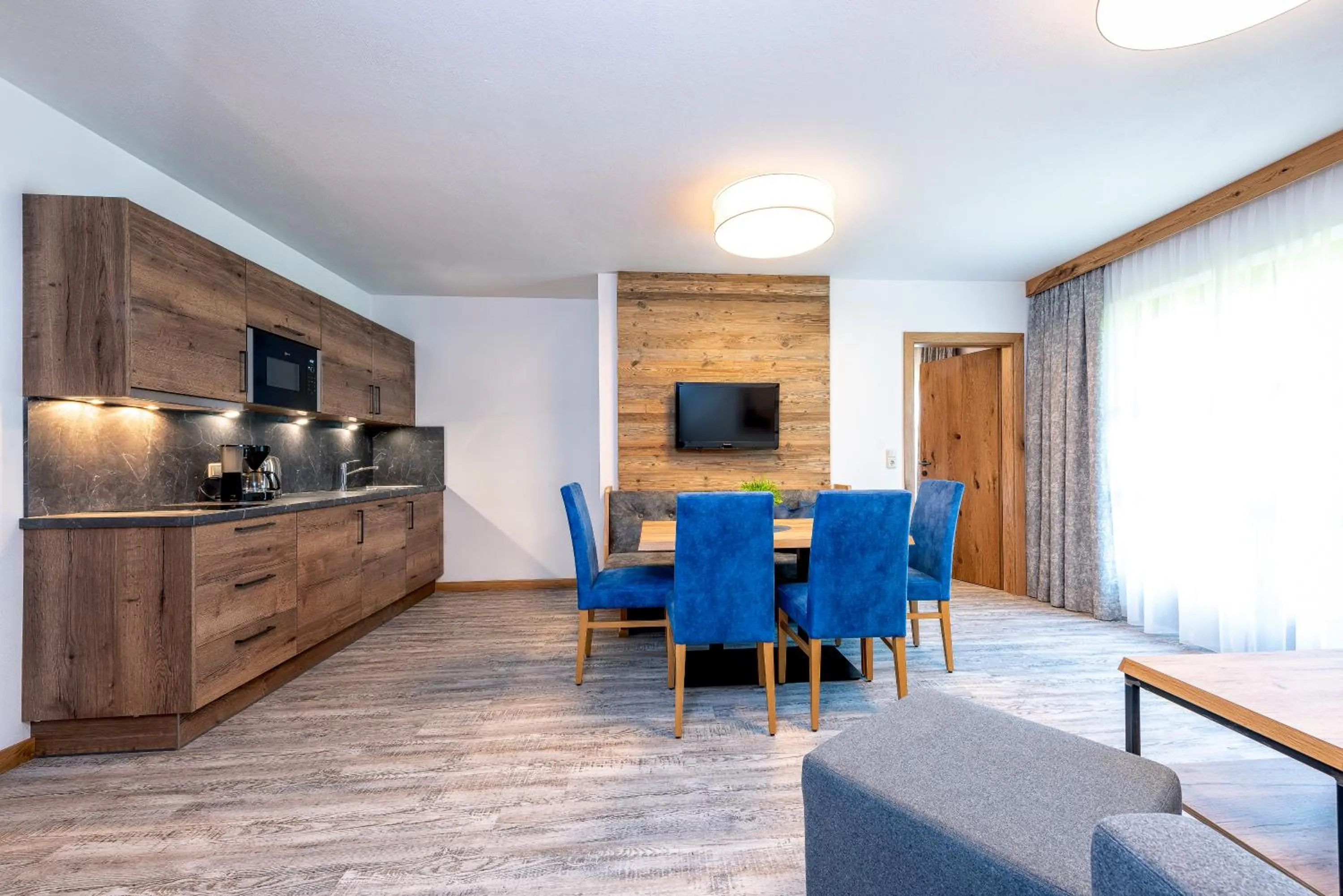 Decorative detail in Das Stoaberg