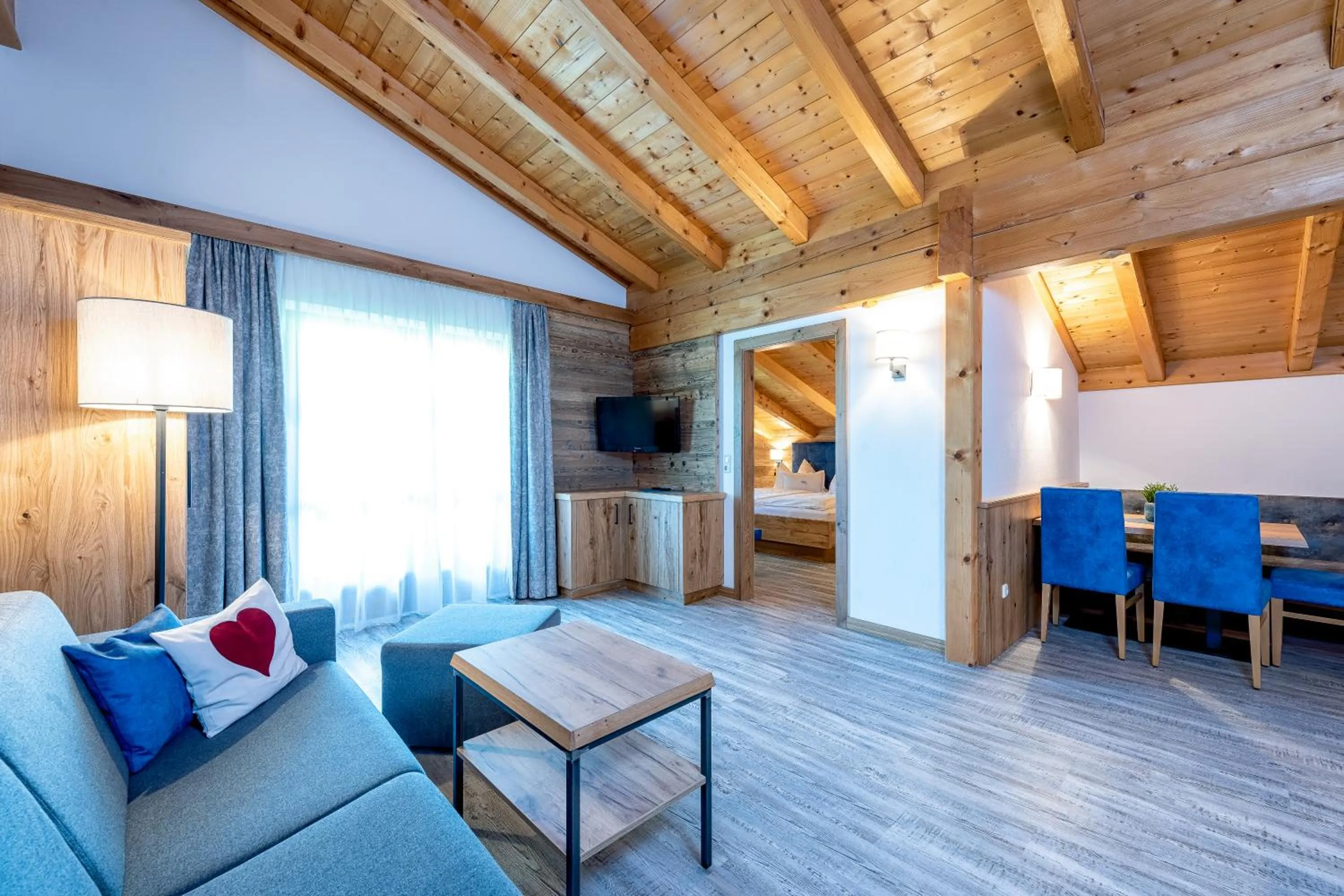 Decorative detail in Das Stoaberg