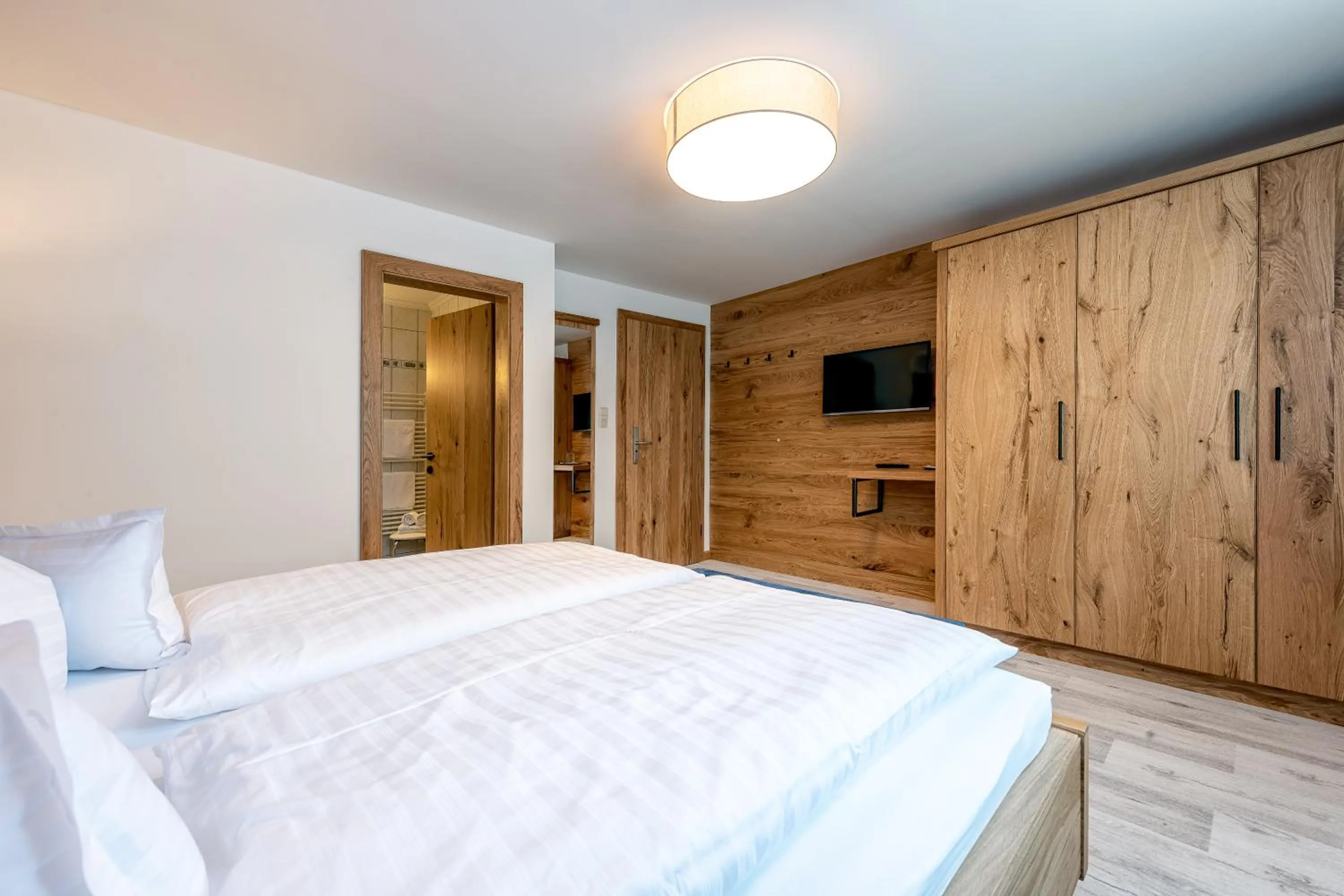 Photo of the whole room, Bed in Das Stoaberg