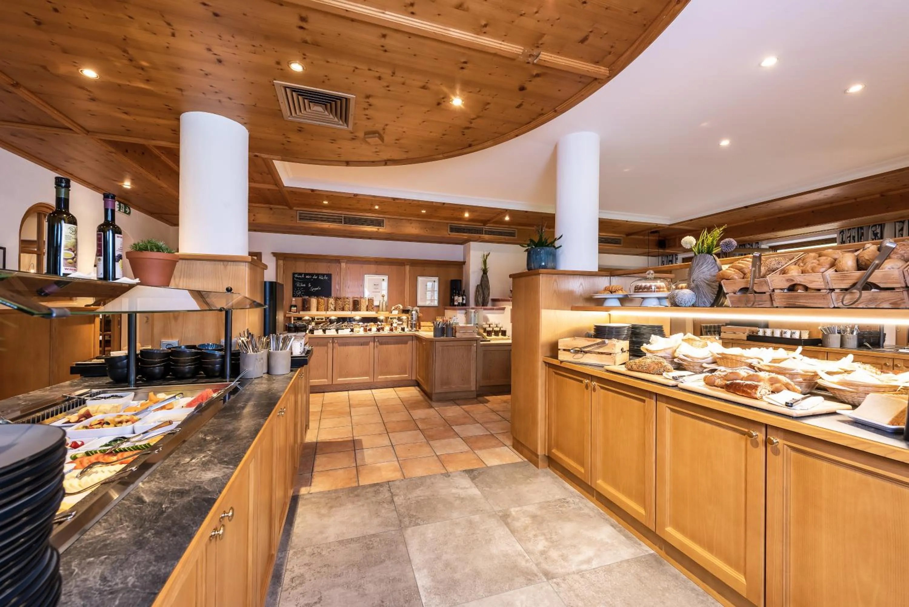 Buffet breakfast in Das Stoaberg