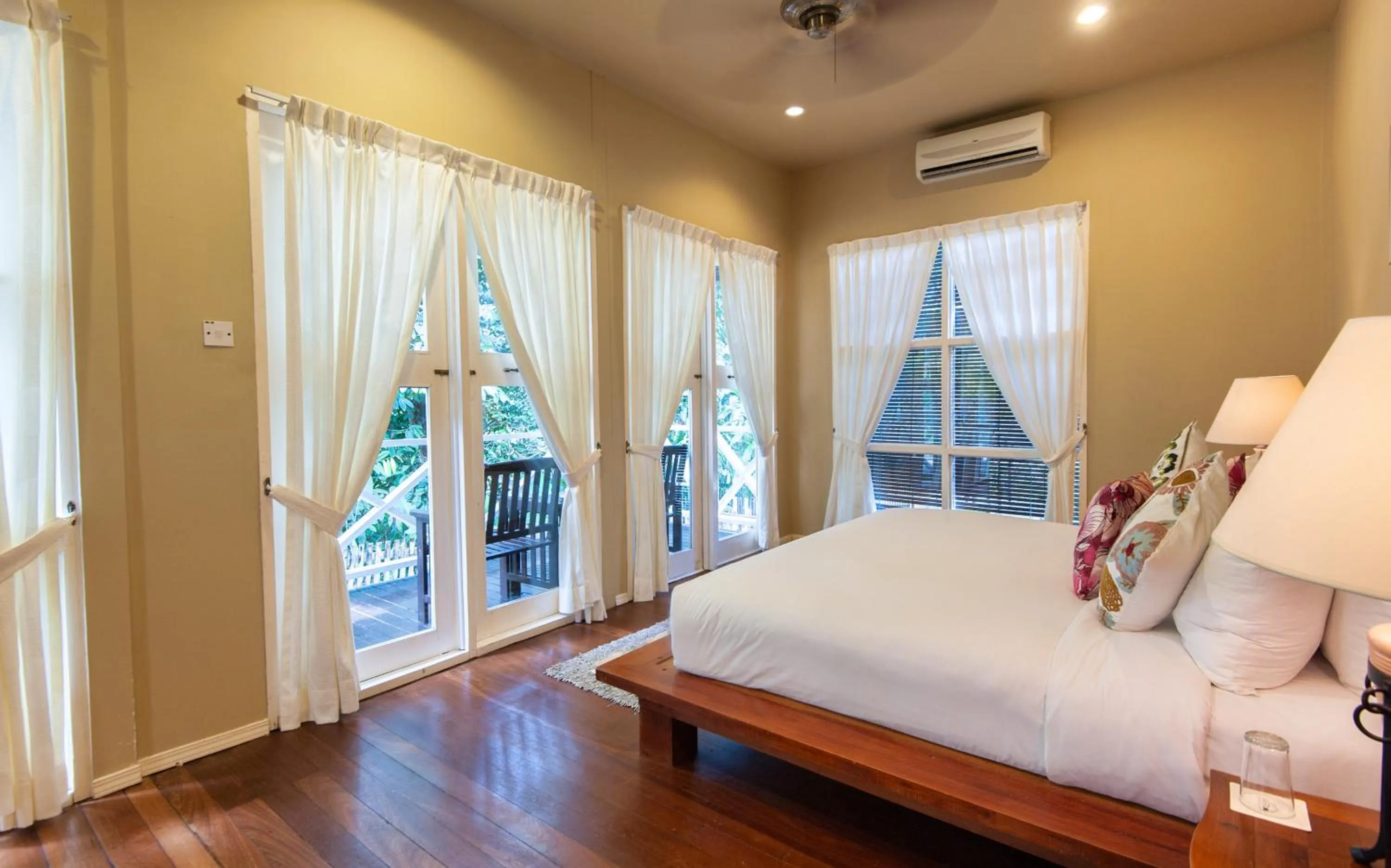 Bed in Sutera Sanctuary Lodges At Poring Hot Springs