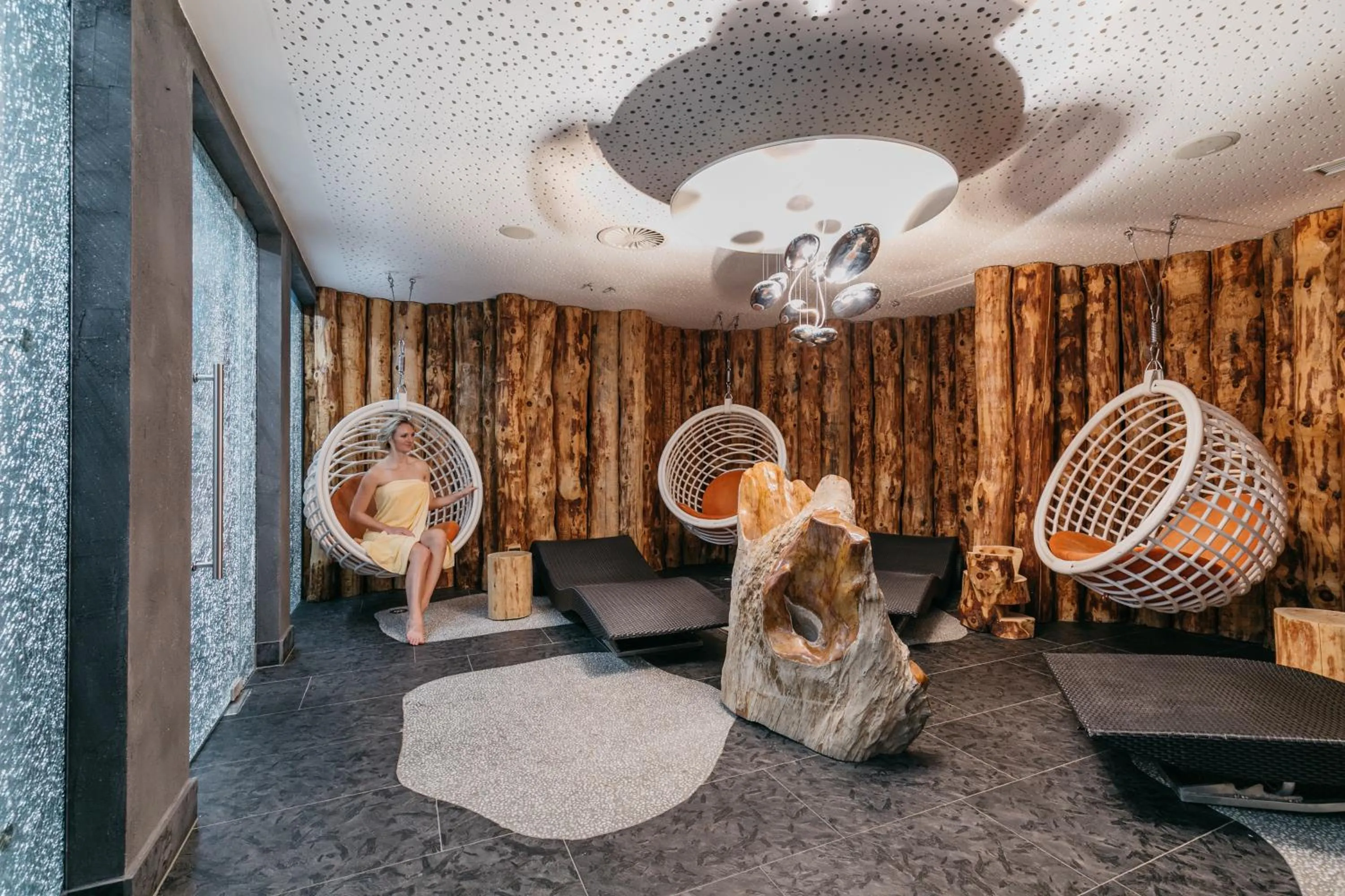 Sauna in Stammhaus im Hotel Alpine Palace