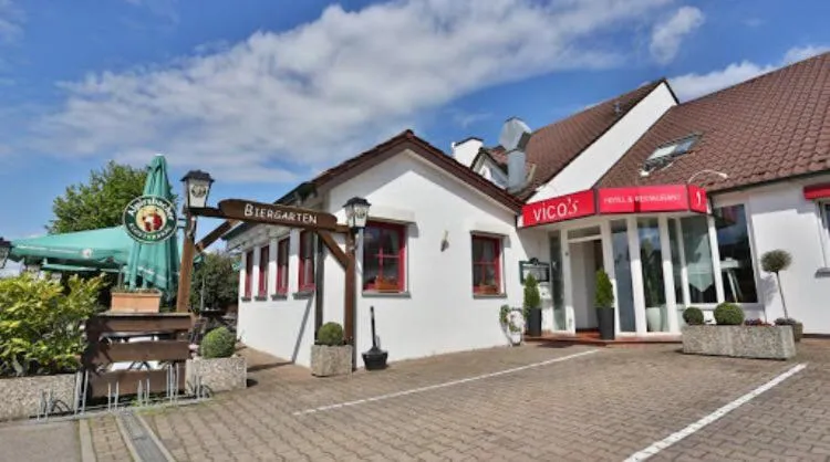 Facade/entrance in Vico's Hotel & Restaurant Asperg