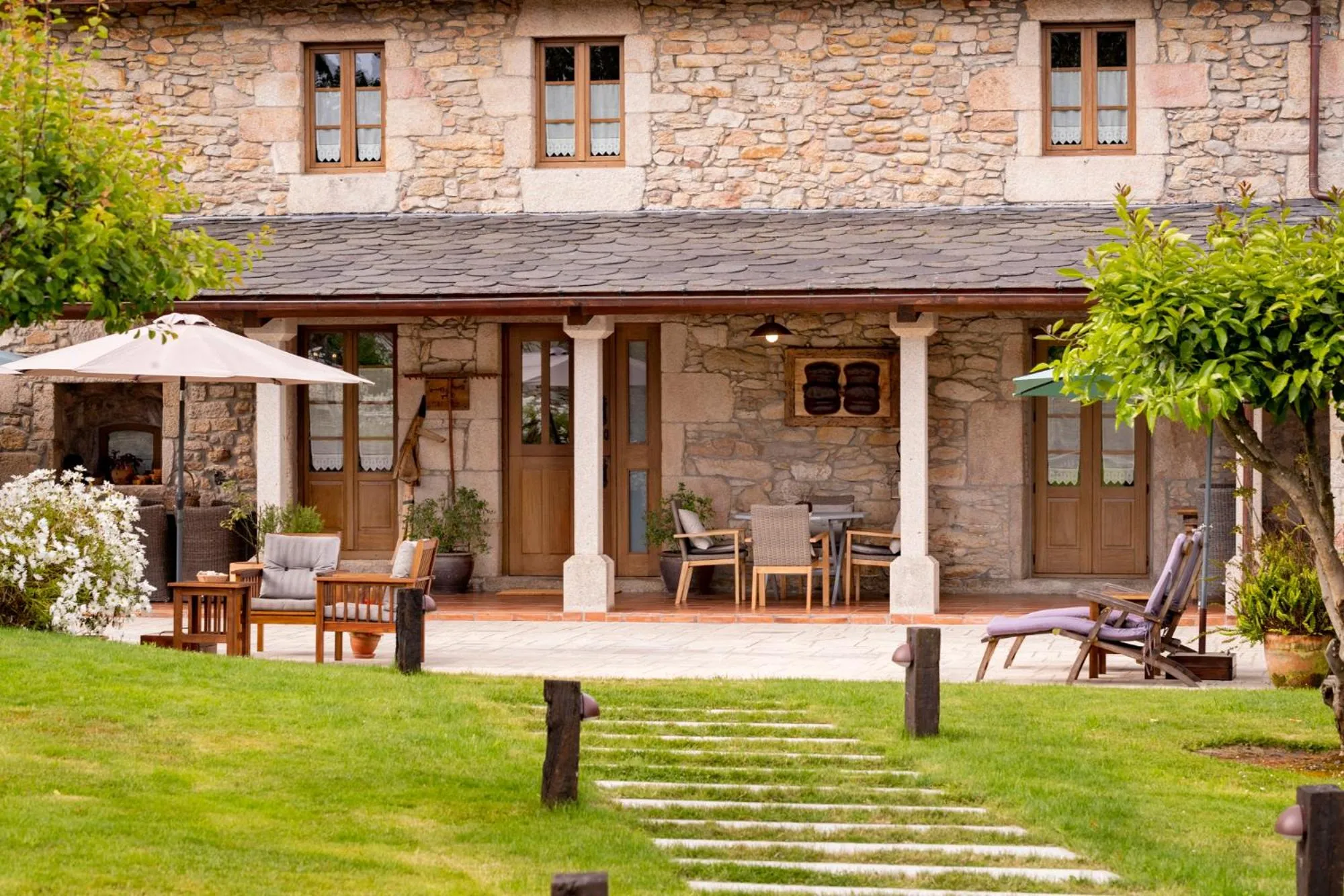 Property building in Casa do Mudo