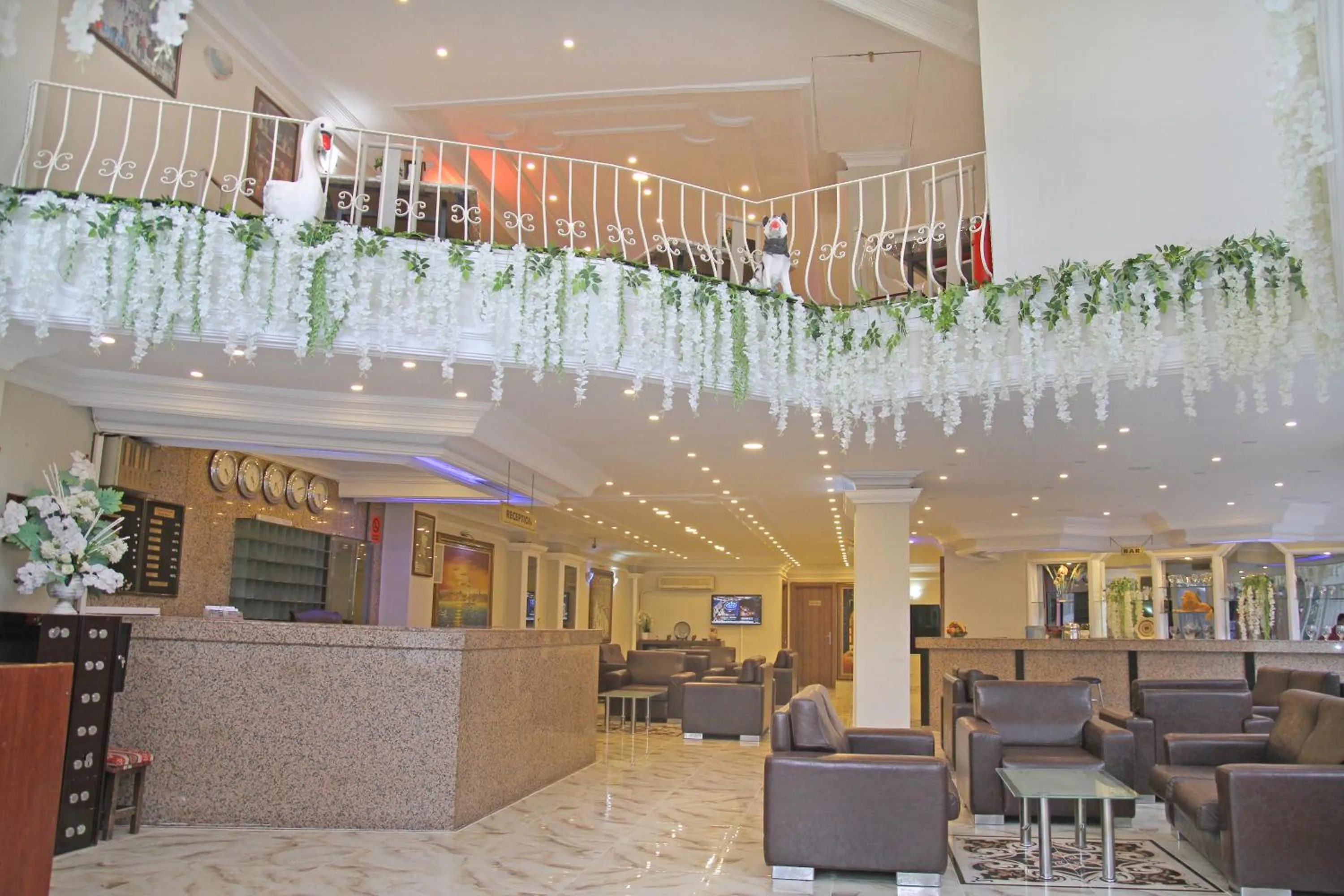 Facade/entrance in Hotel Marina City