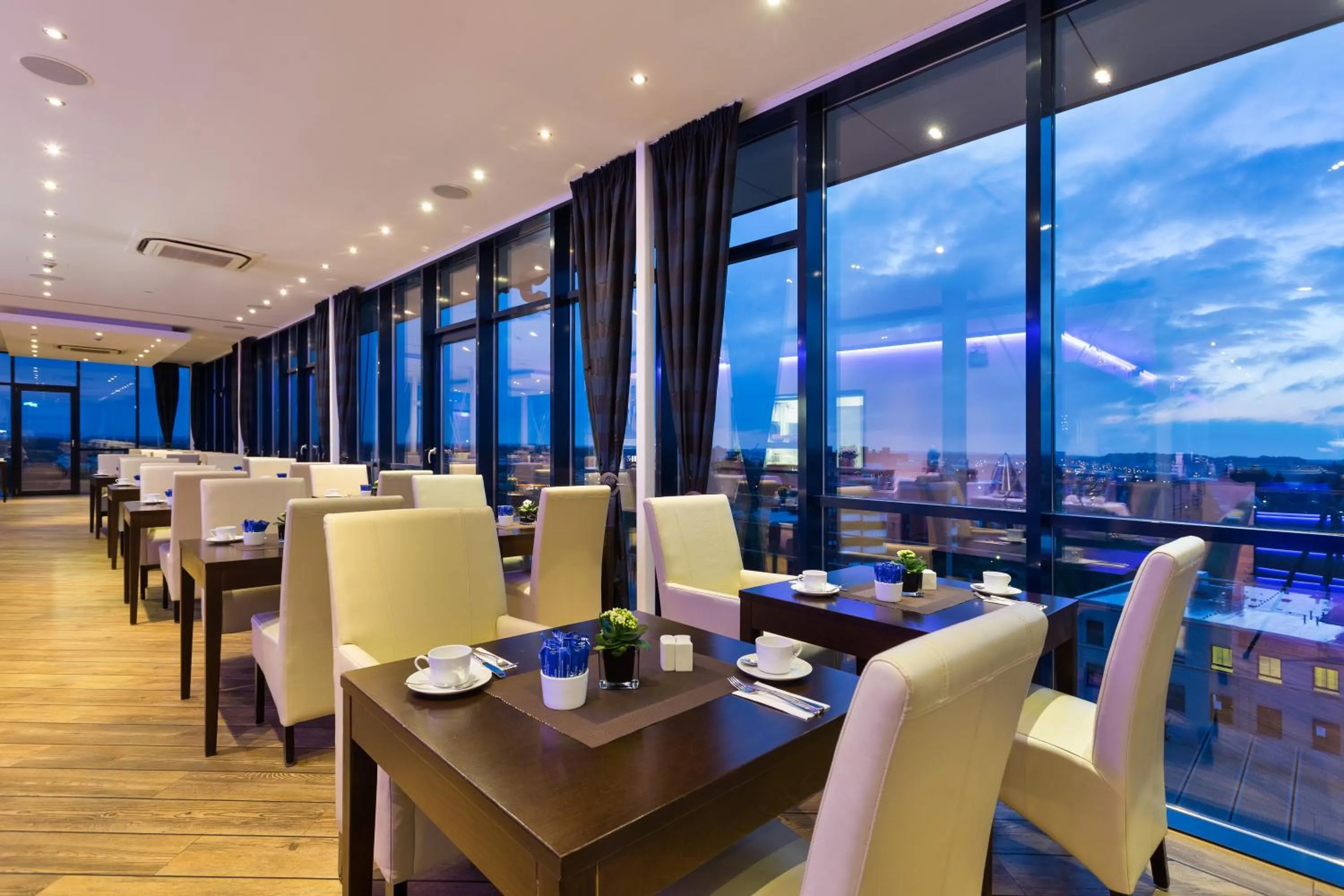 Restaurant/places to eat in Hotel IV Jahreszeiten Lübeck