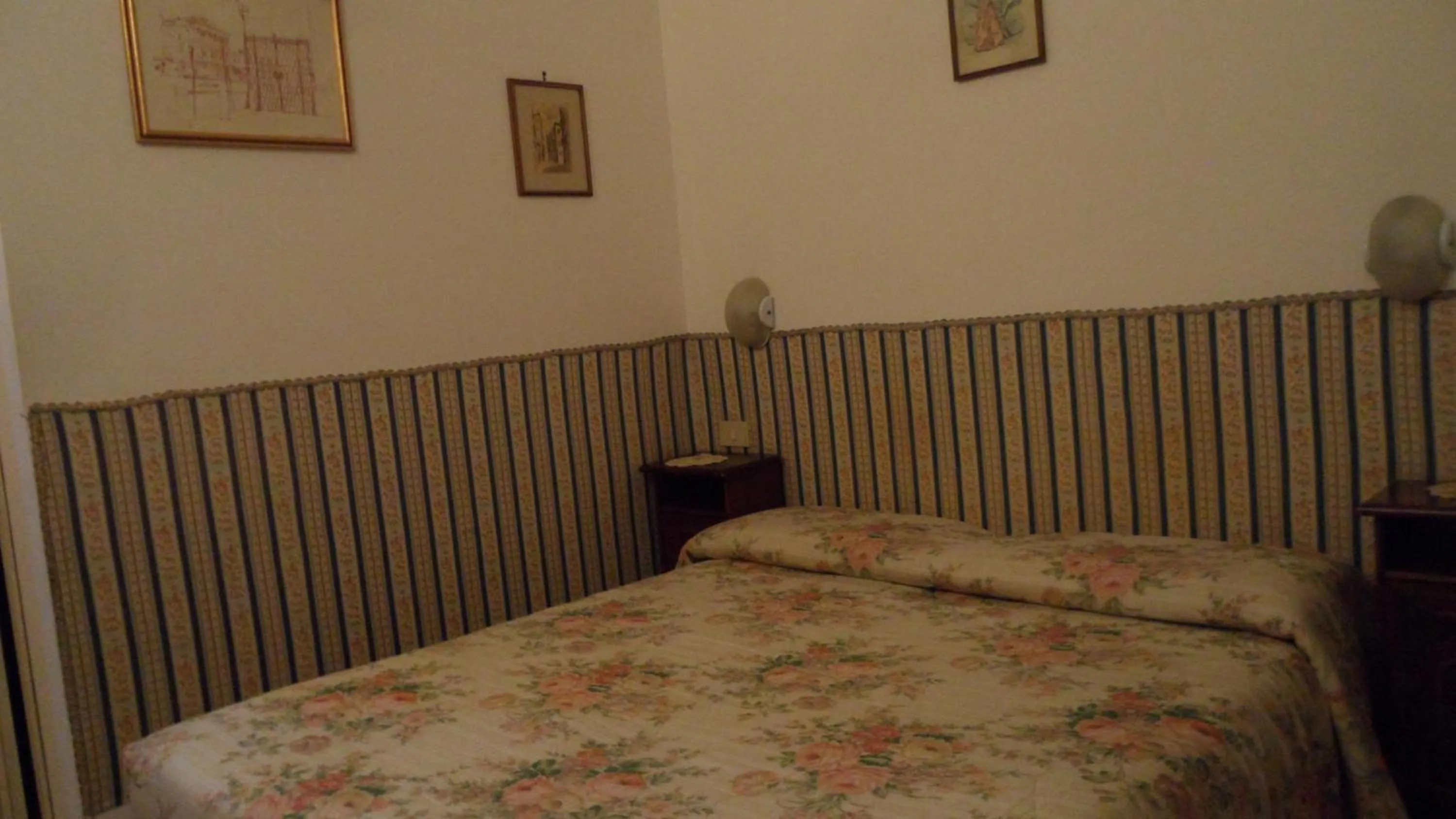 Bed in Hotel Locanda Ca' Foscari