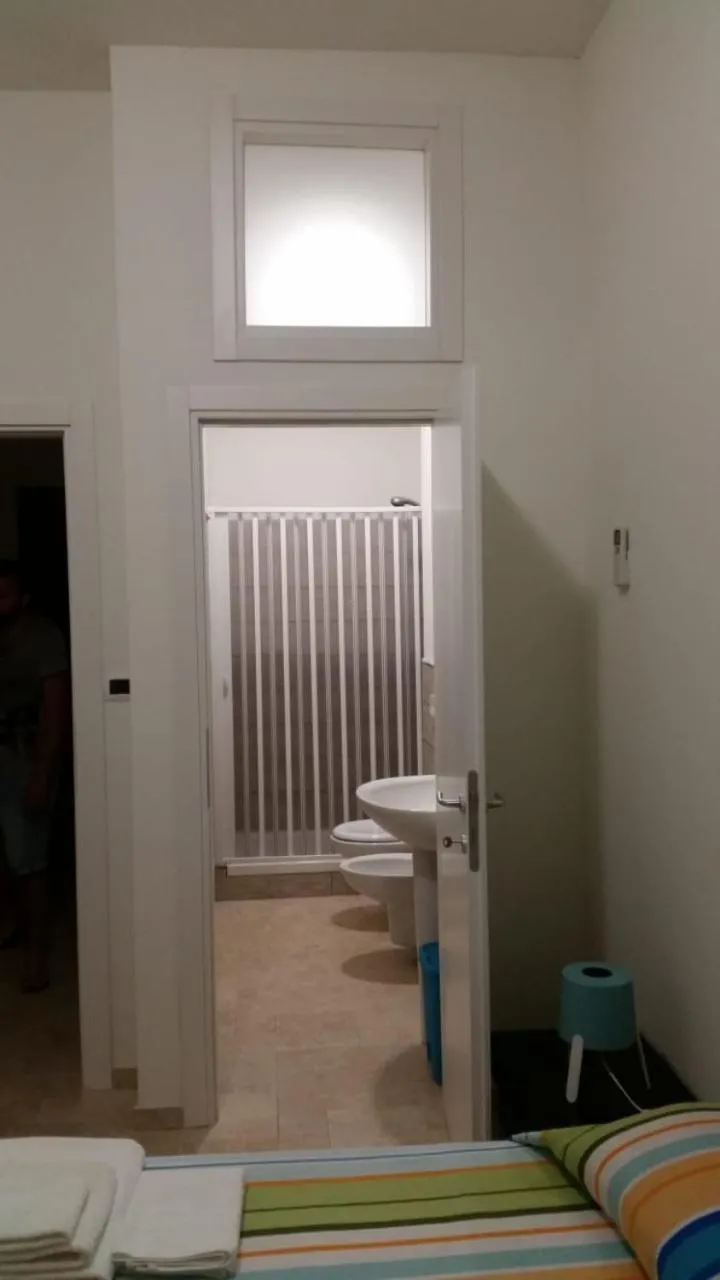 Photo of the whole room, Bed in Sister's love