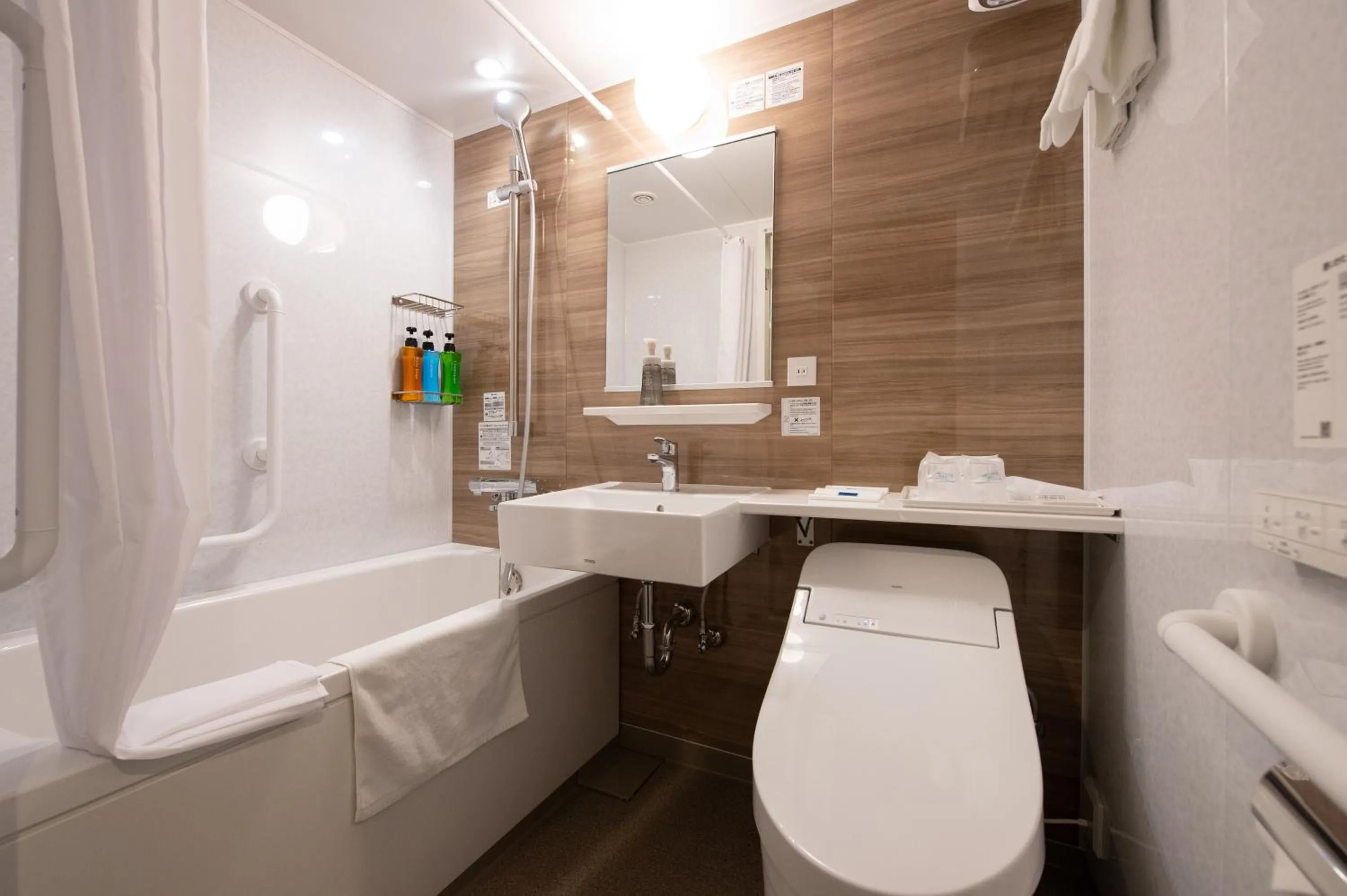 Bathroom in Belmont Hotel