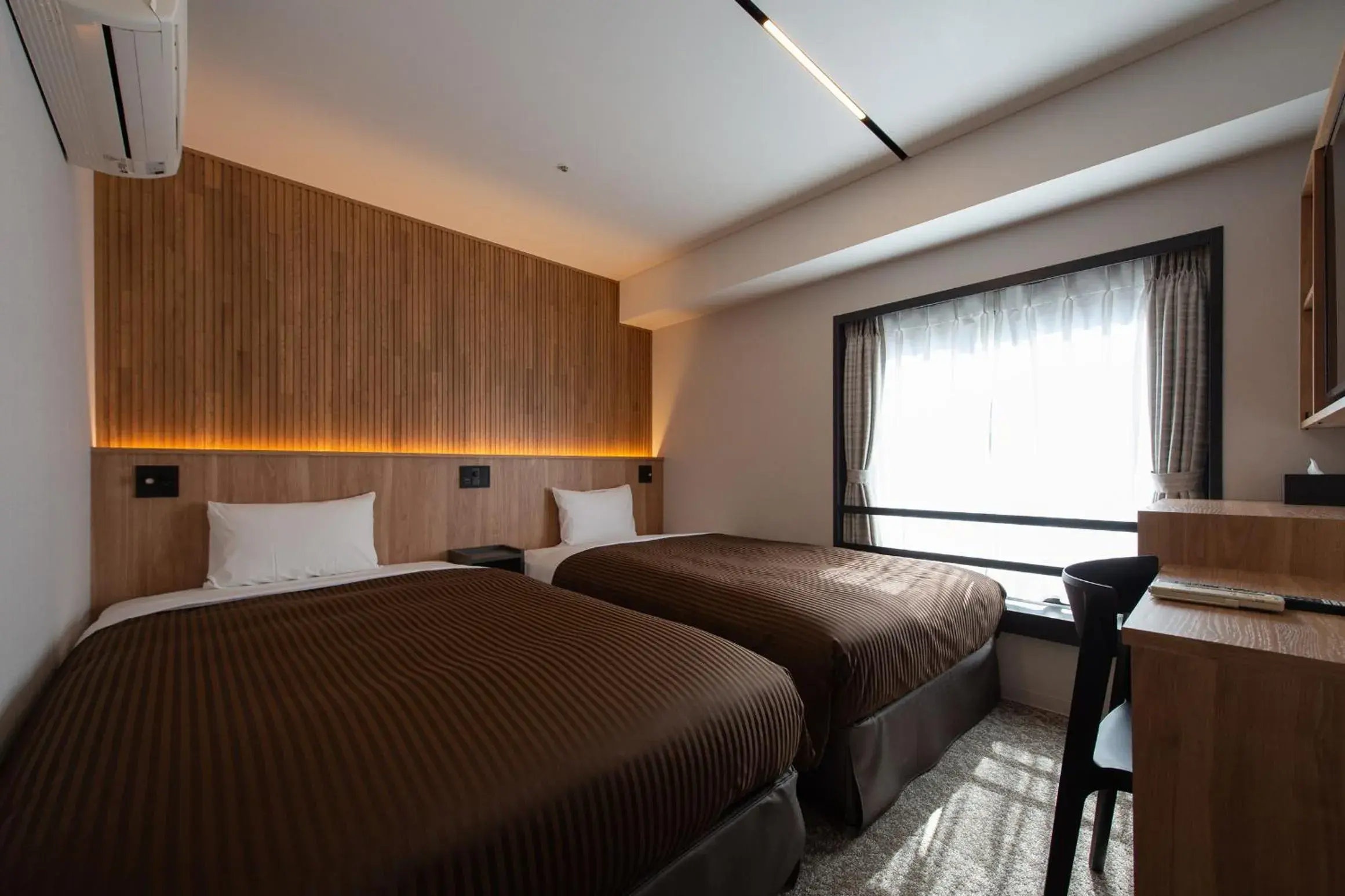 Photo of the whole room, Bed in Belmont Hotel Photo of the whole room, Bed in Belmont Hotel