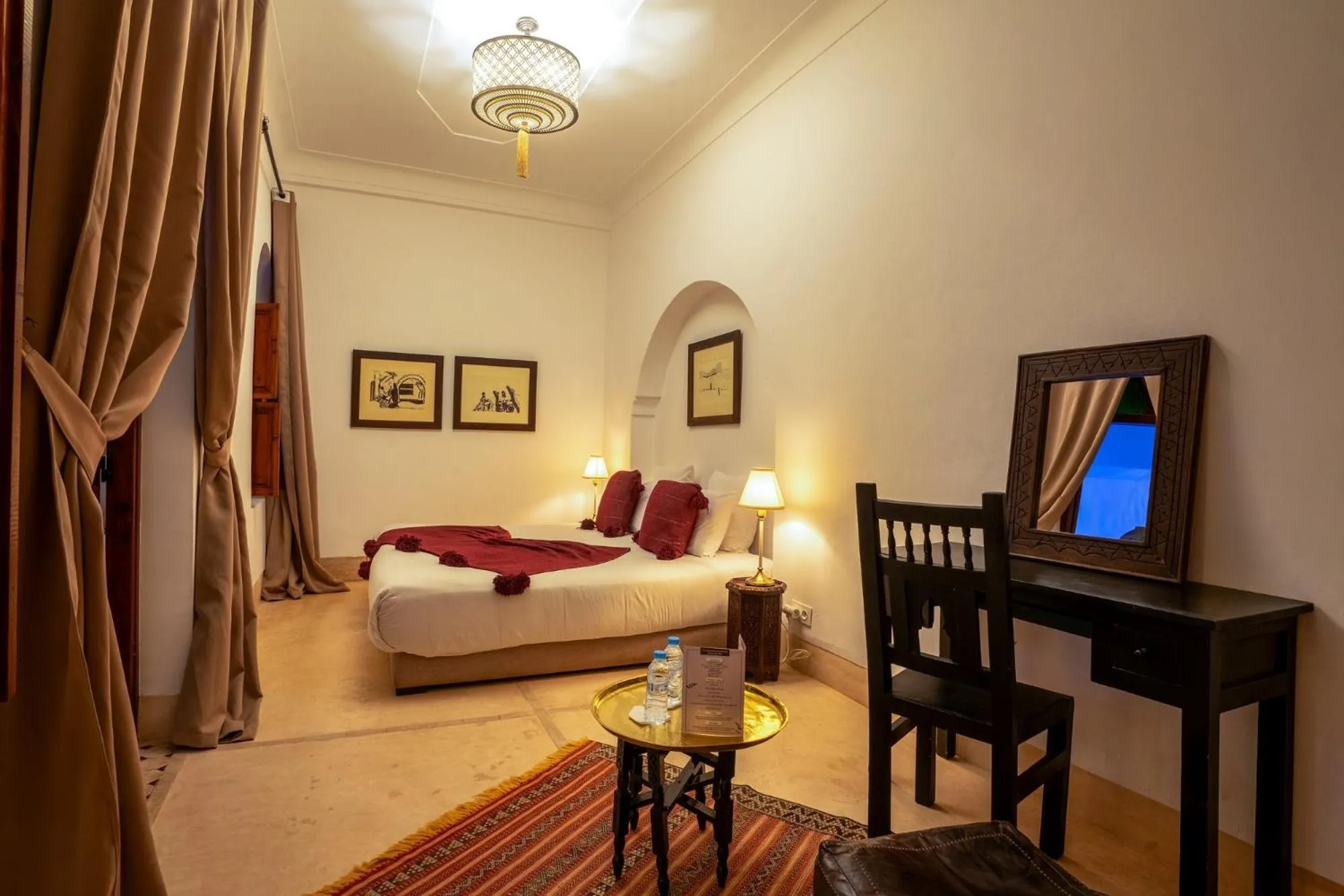 Bed in Riad Adika & Spa