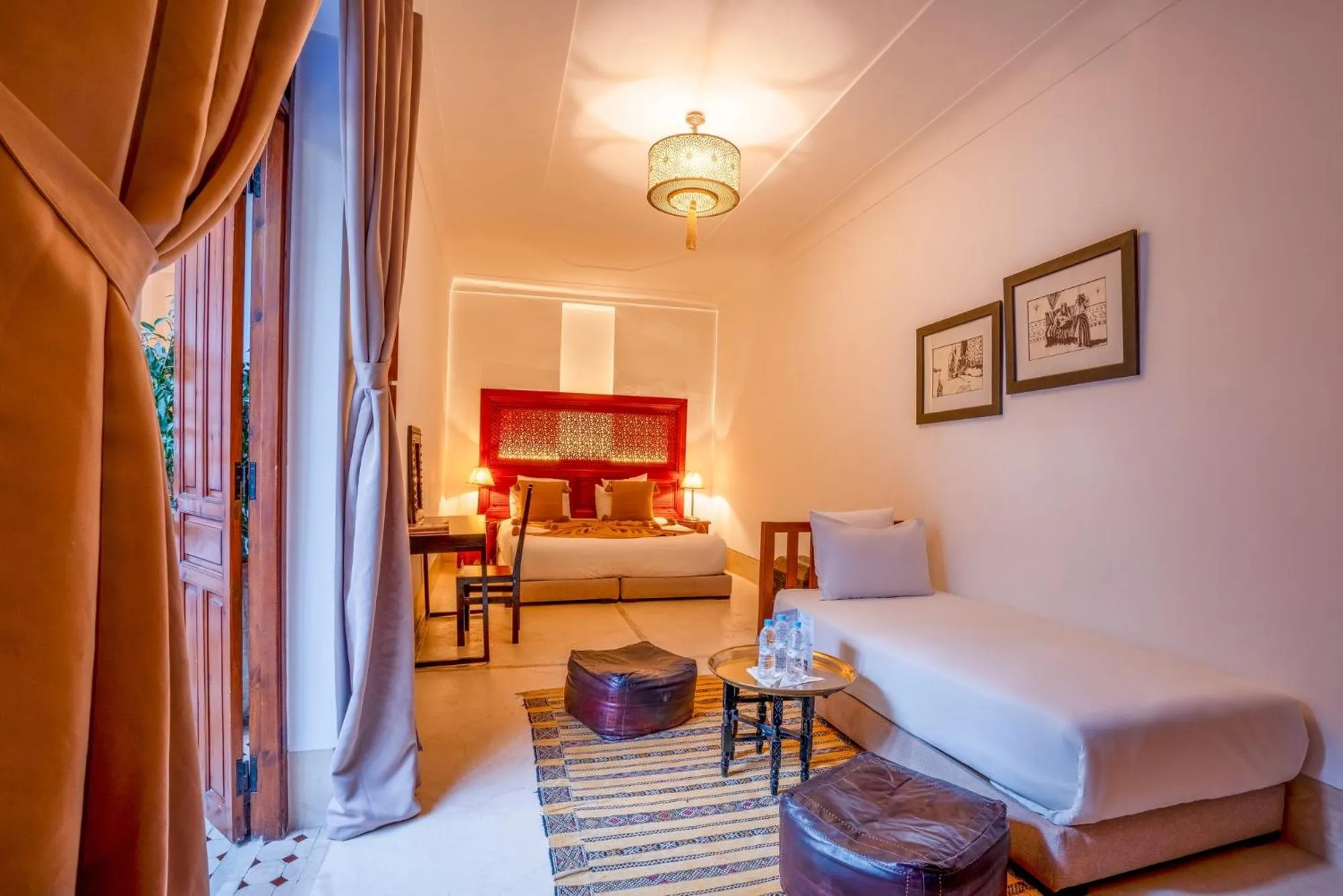 Photo of the whole room, Bed in Riad Adika & Spa