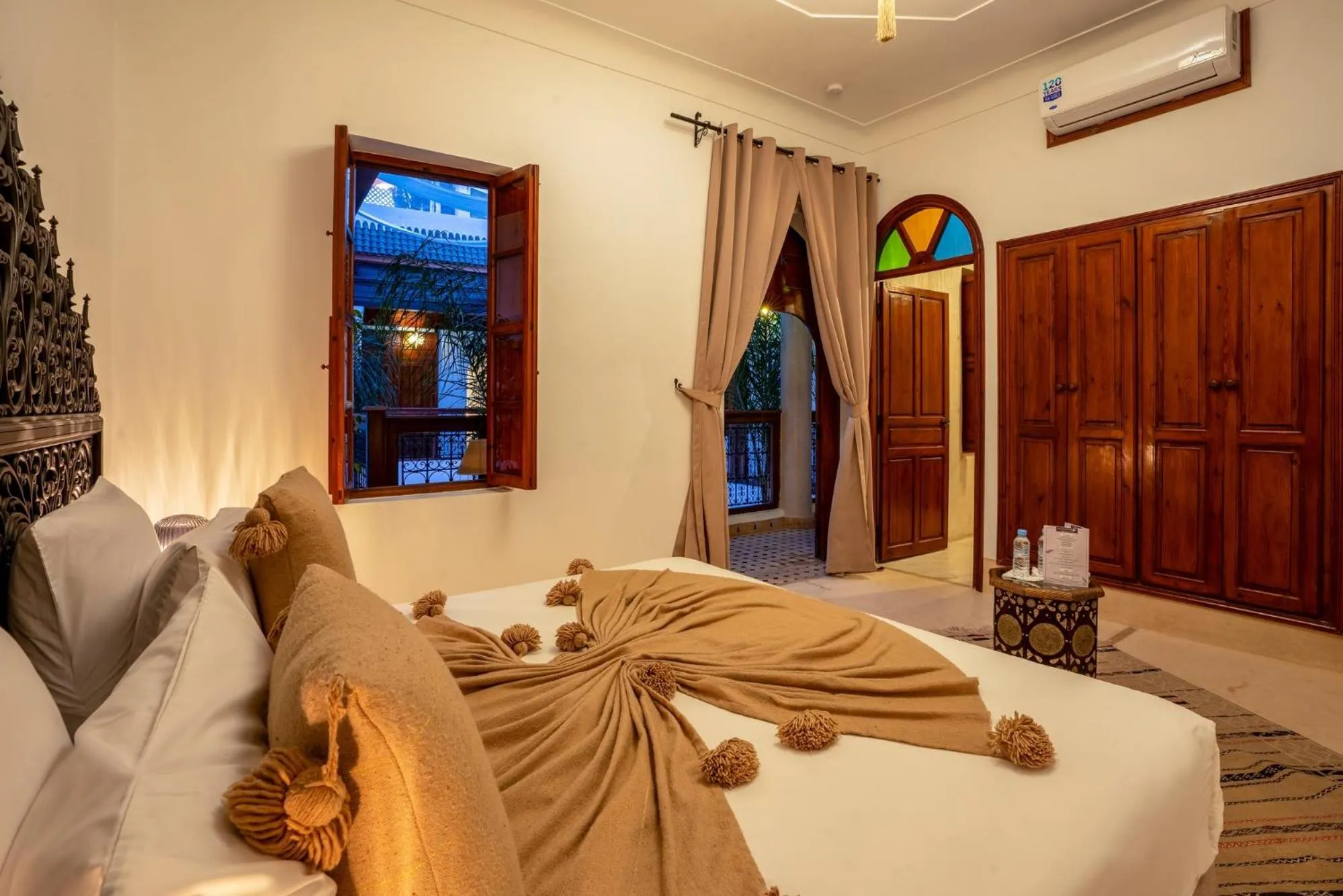 Bed in Riad Adika & Spa