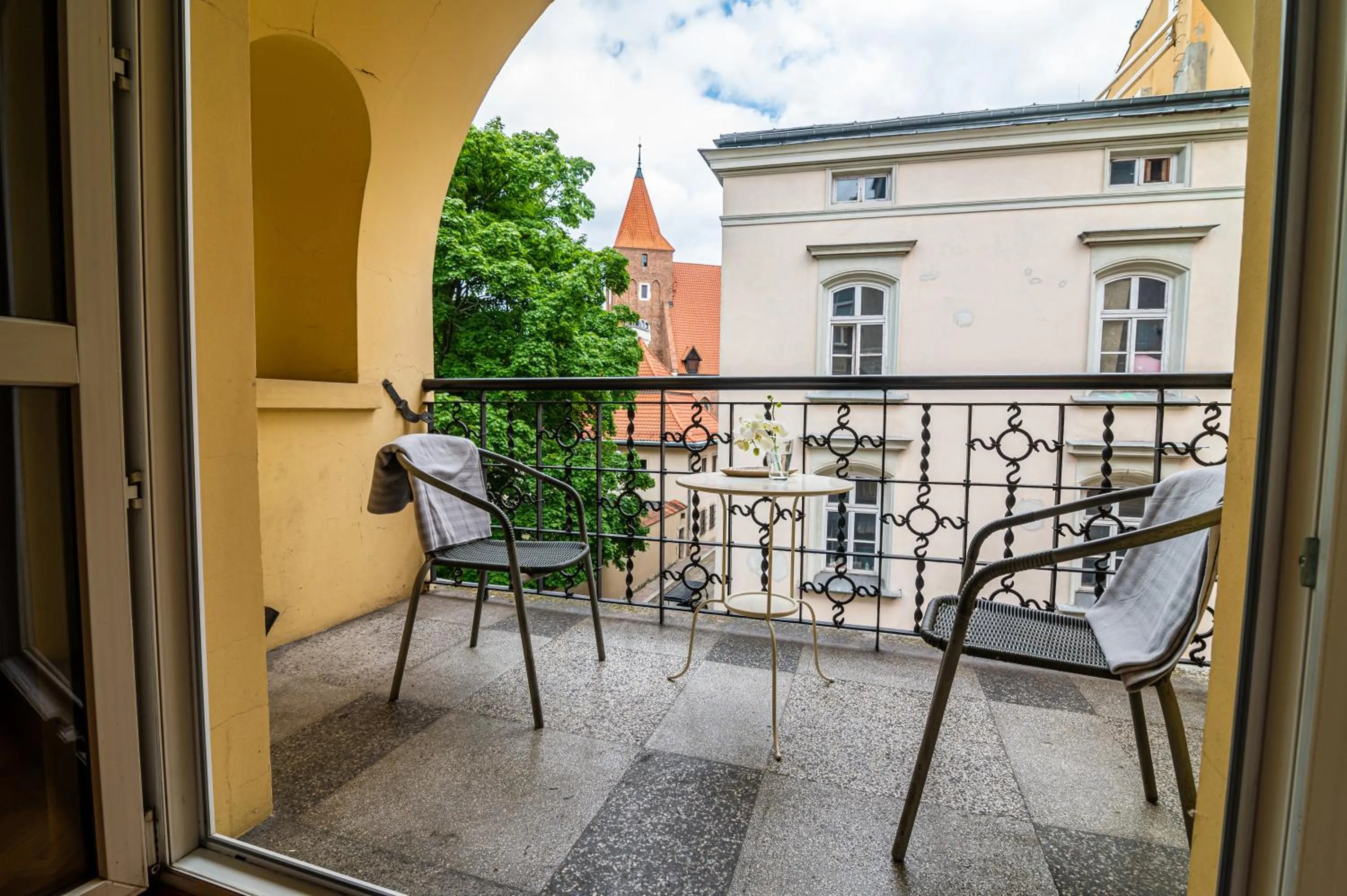 Patio in Trip Apartments