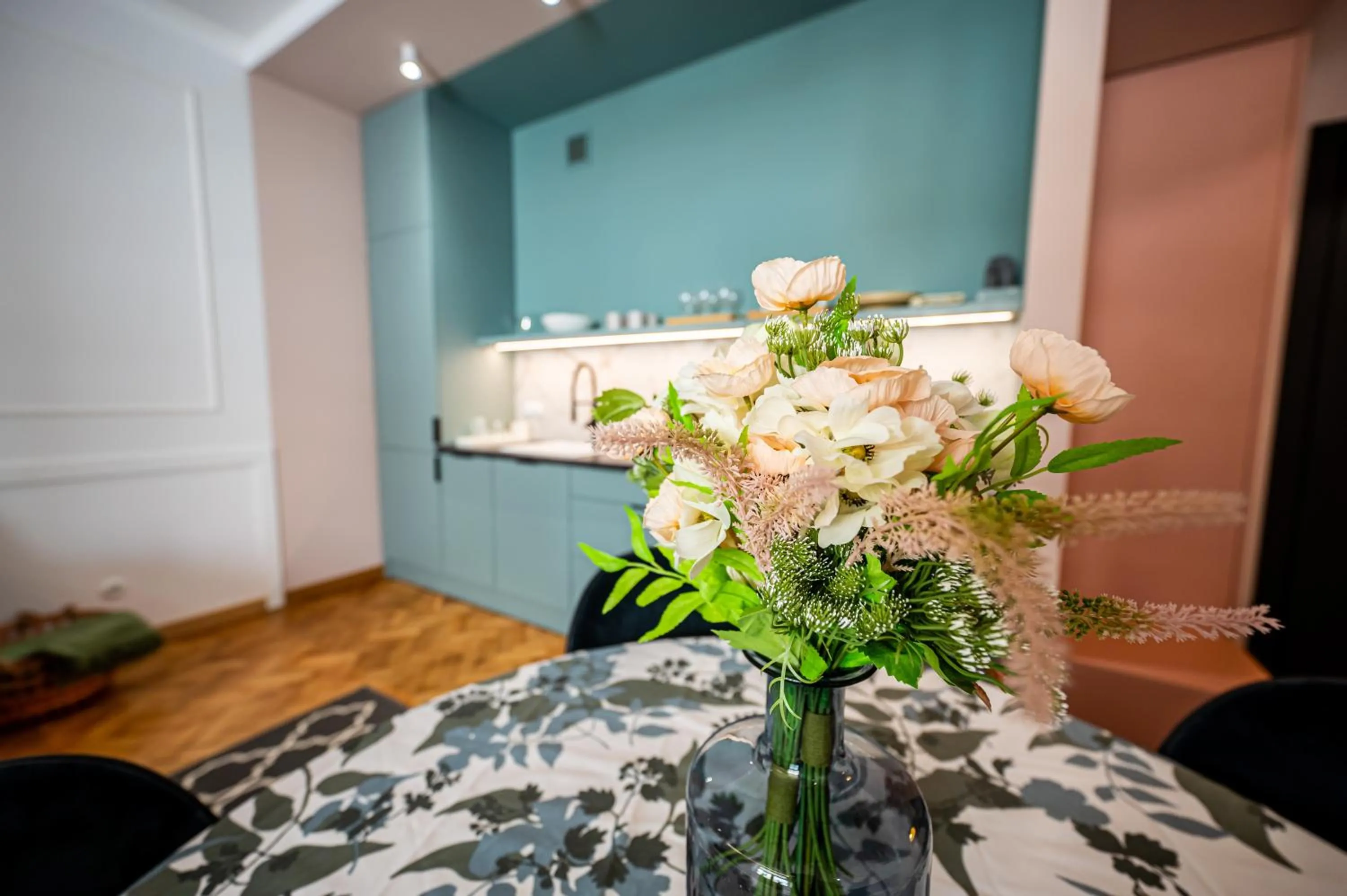 Kitchen or kitchenette in Trip Apartments