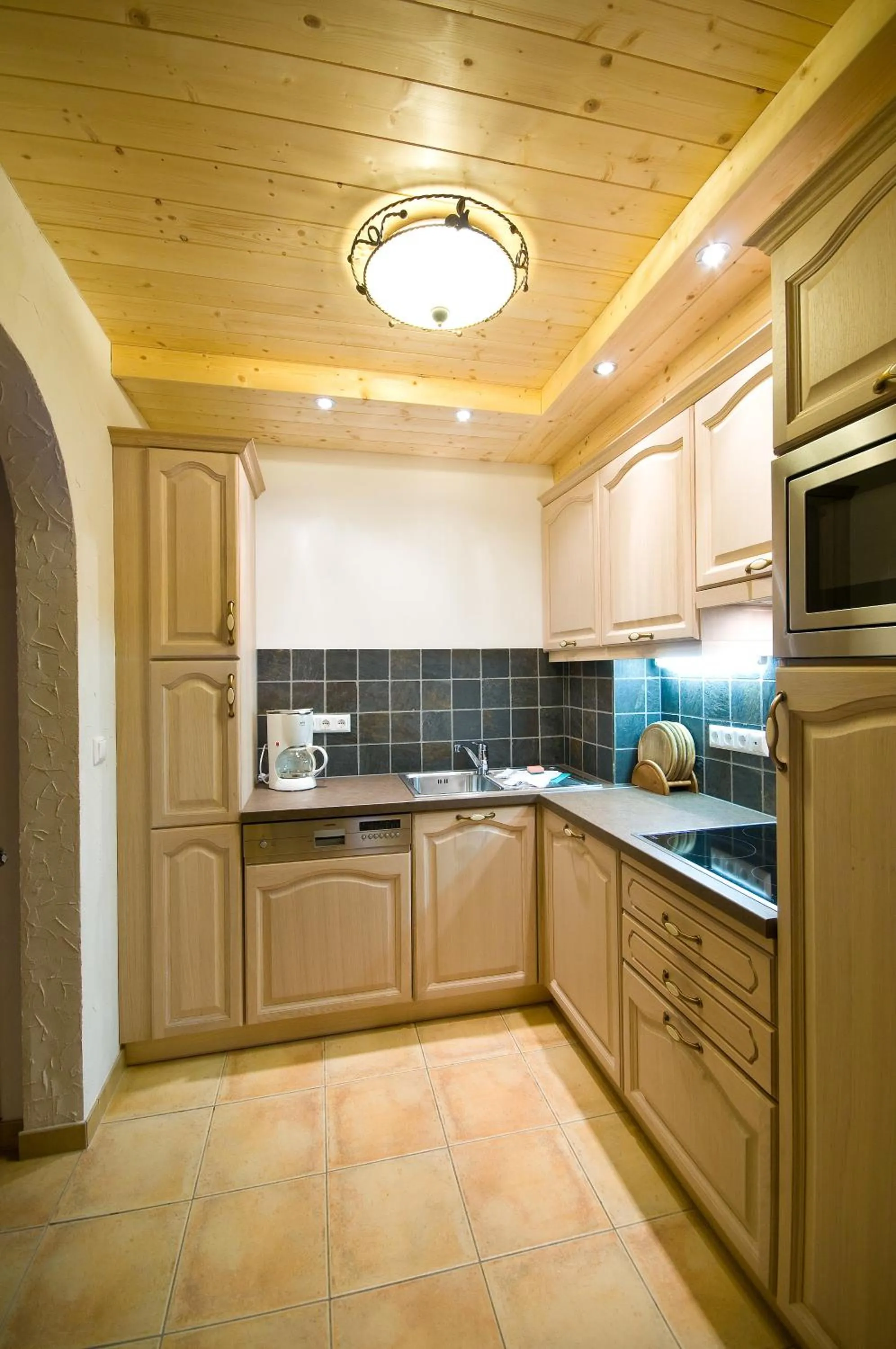 Kitchen or kitchenette in Alpenhäuser Marcius