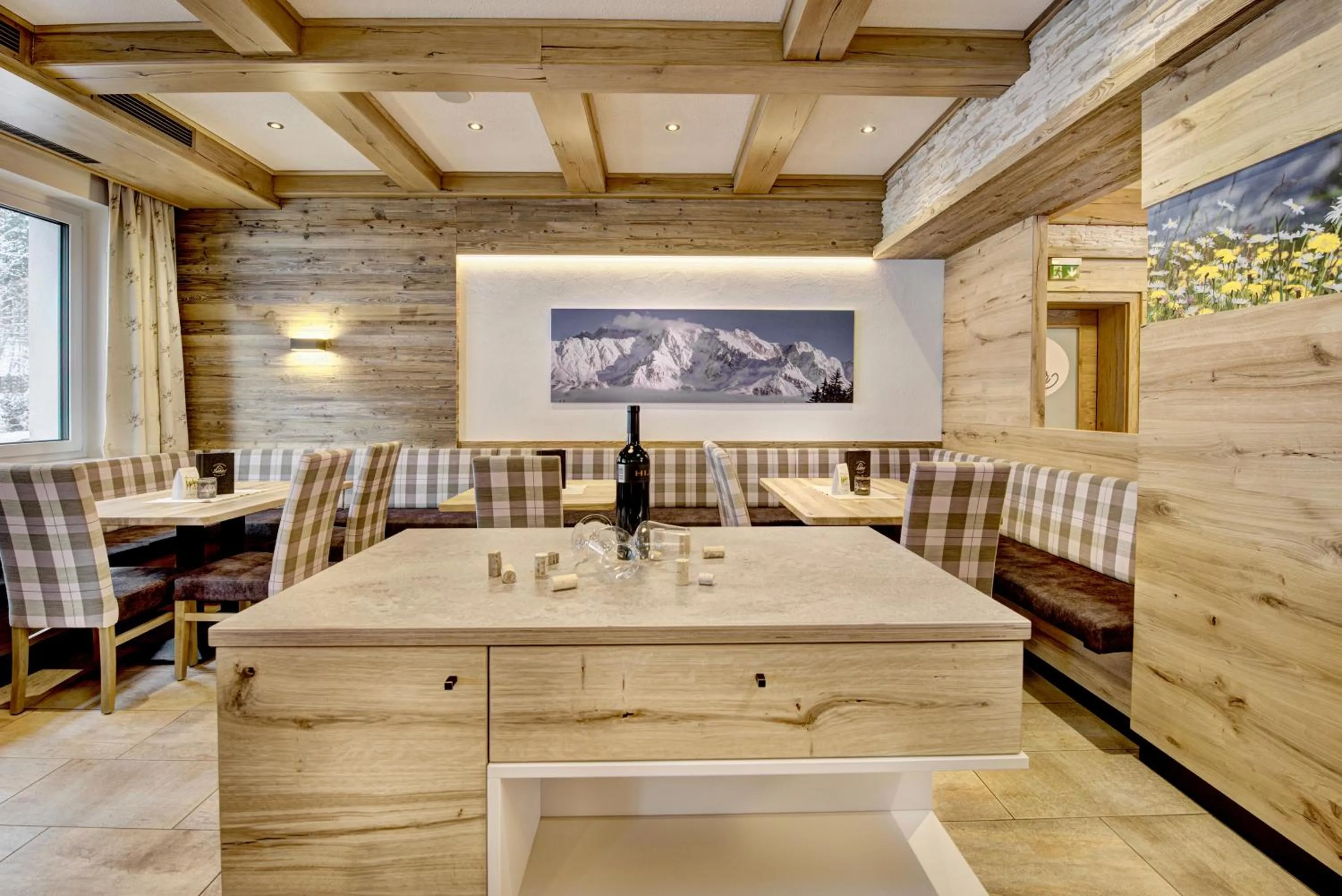 Restaurant/places to eat in Hotel-Restaurant Bike&Snow Lederer