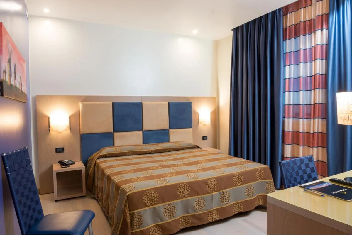 Bed in Hotel Kristal 3 Stelle Superior