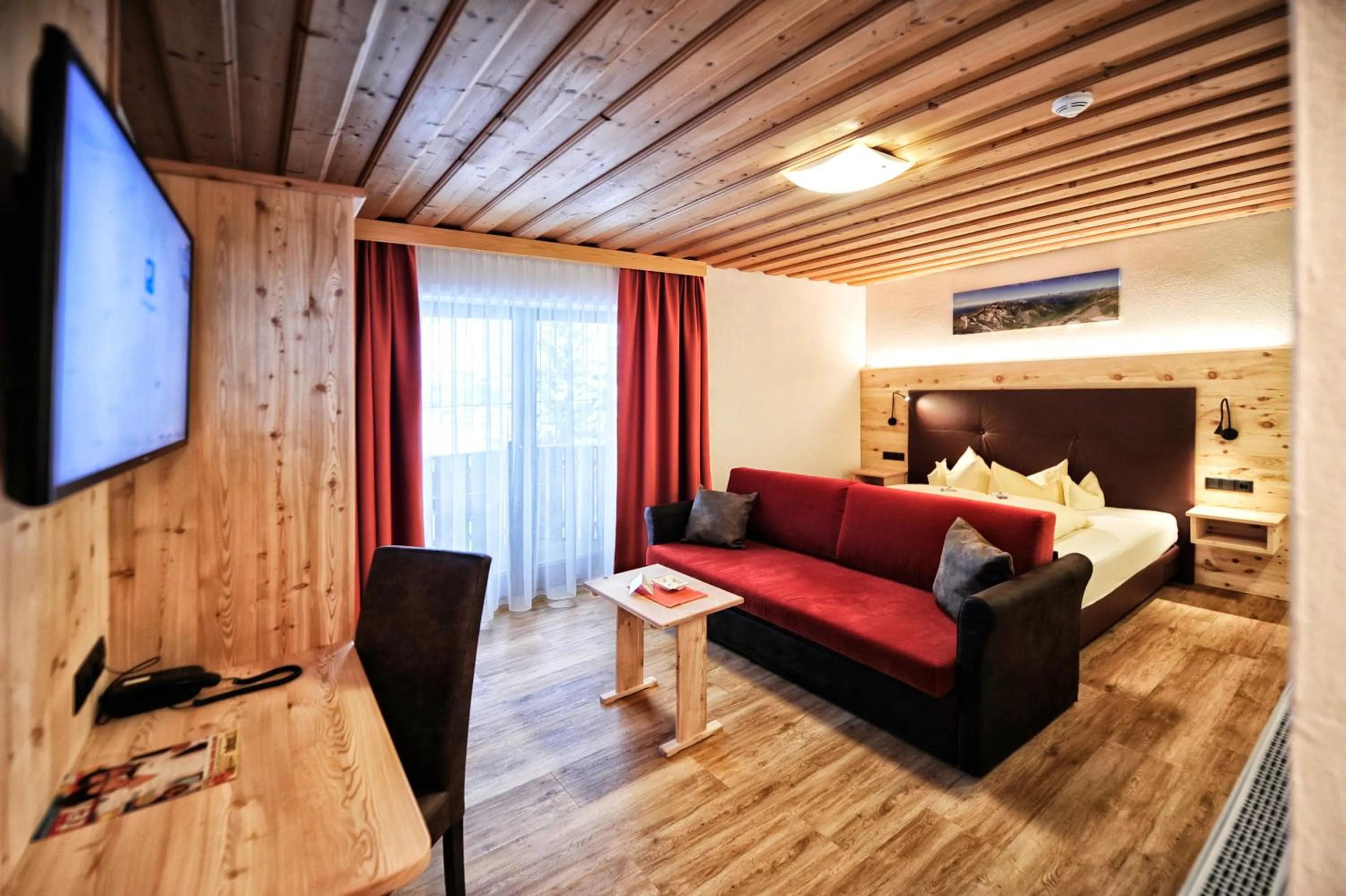 Photo of the whole room in Alpen Boutique Hotel Alpetta