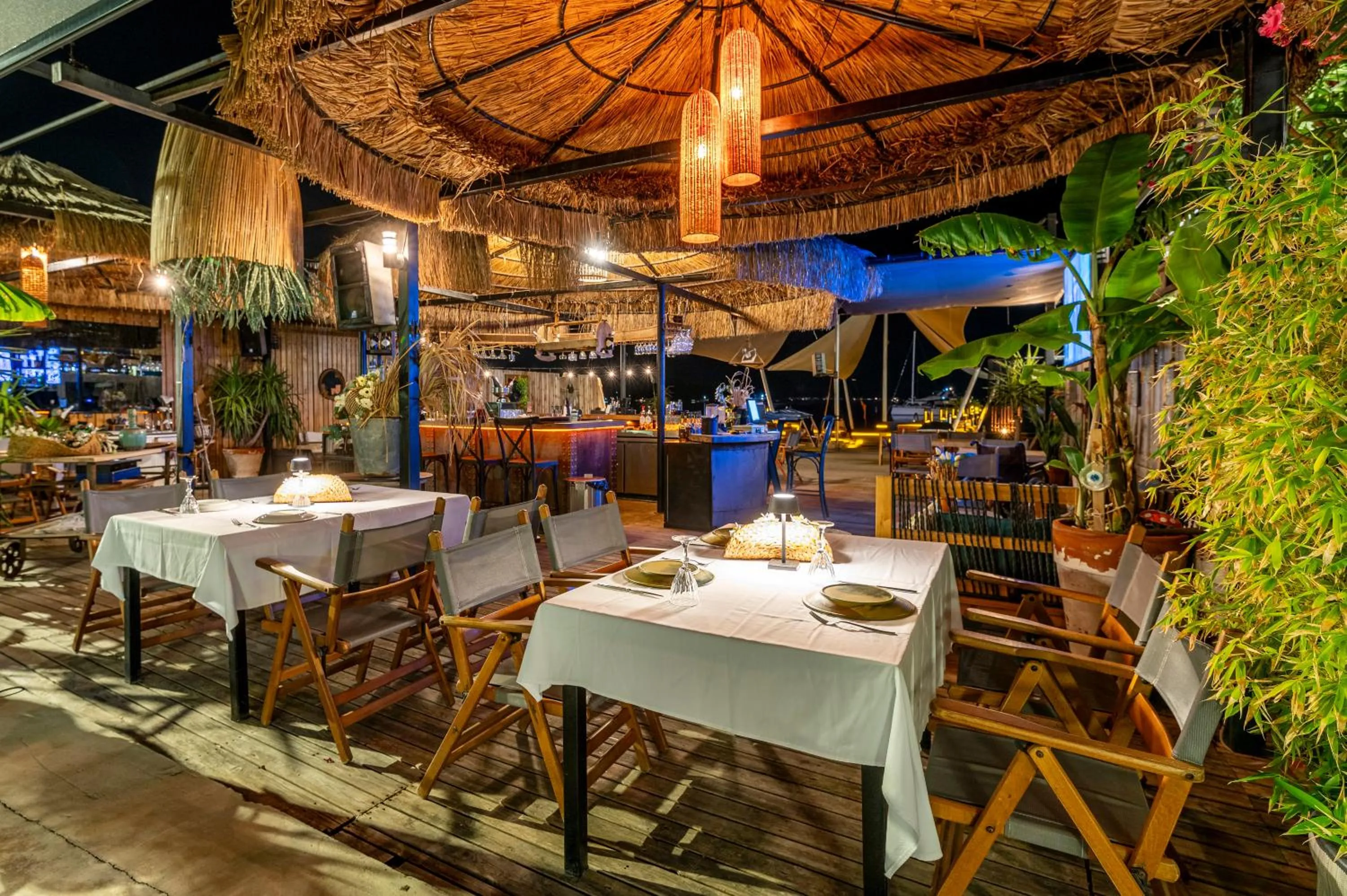 Restaurant/places to eat in Elista Hotel & Spa