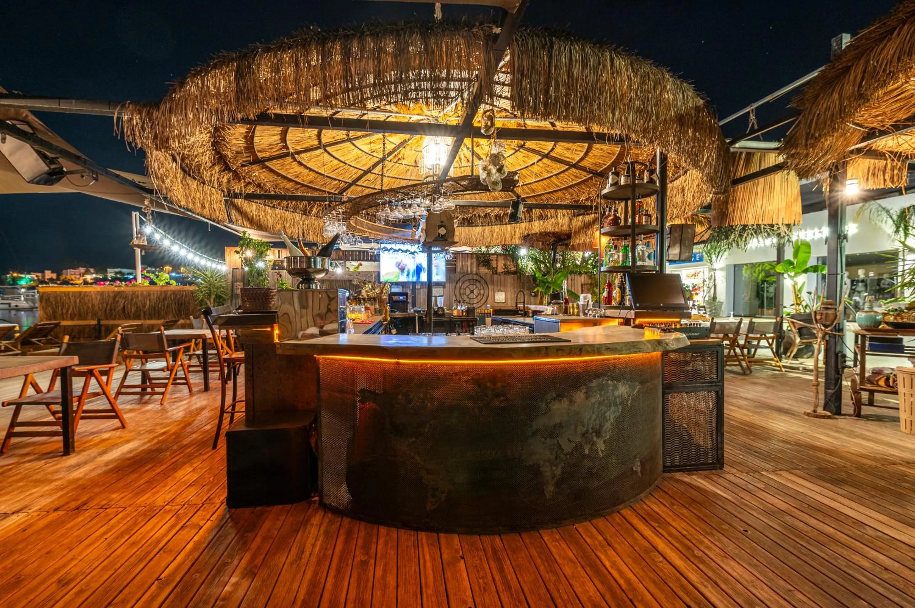 Restaurant/places to eat in Elista Hotel & Spa